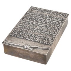 J’ai perdu ma tourterelle by Line Vautrin – Box in silvered bronze