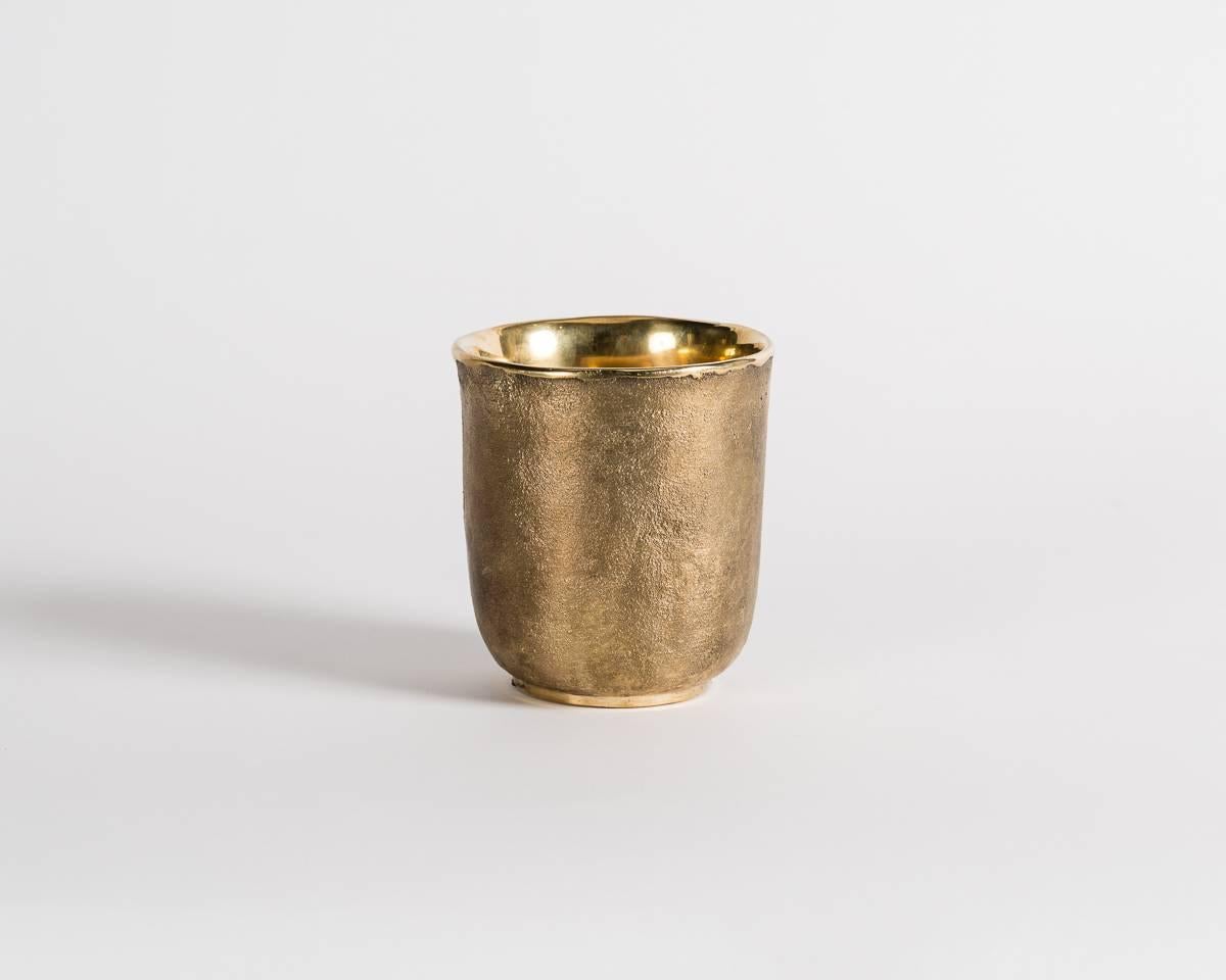 Poli Jaimal Odedra, Ensemble d'urnes contemporaines en bronze, Maroc, 2017. en vente
