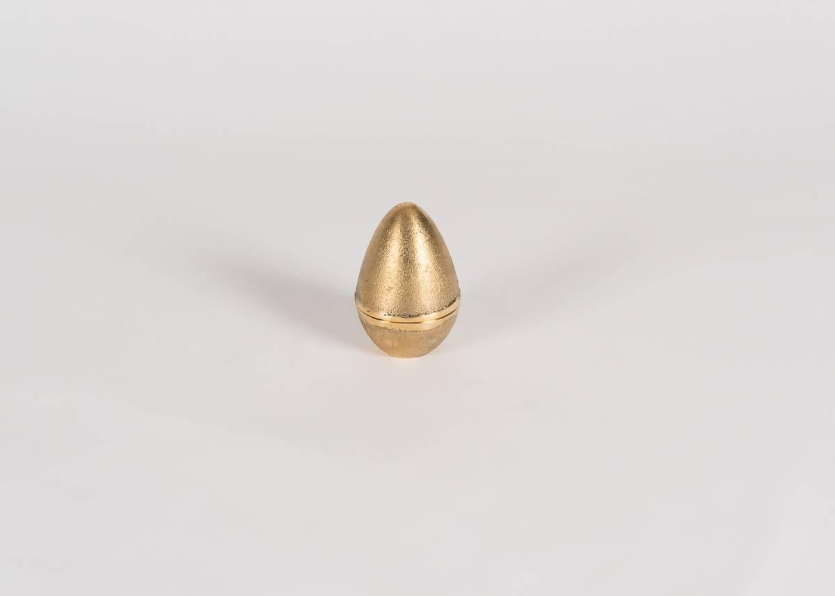 Bronze Jaimal Odedra, ensemble de cinq boîtes d'accessoires en forme d'œuf, Maroc, 2018 en vente
