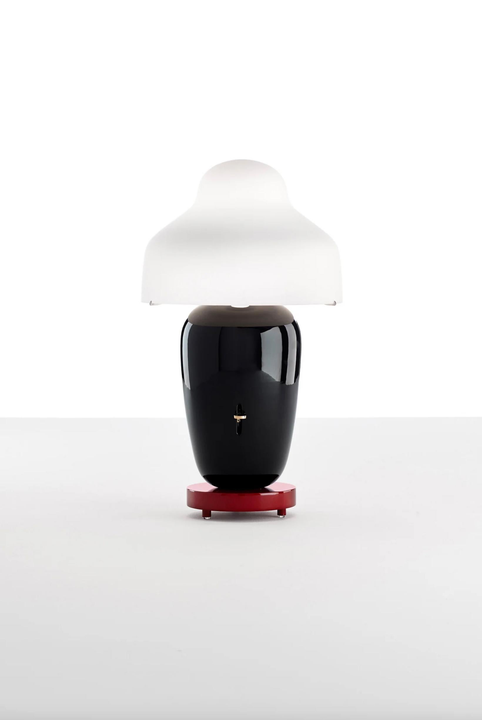 Jaime hayan Chinoz Green - Ocre Base Table Lamp For Parachilna For Sale 4