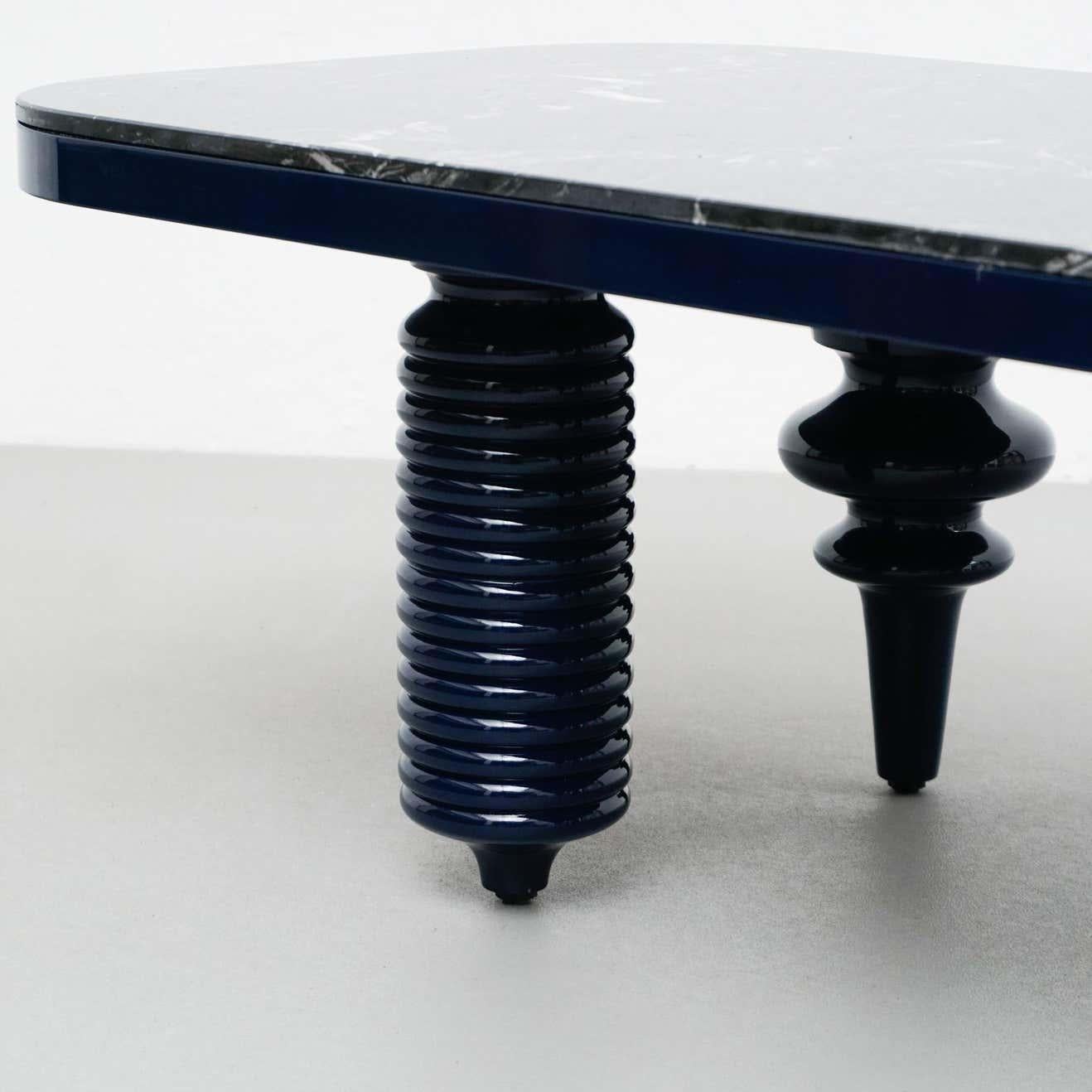 Table basse à pieds multiples en marbre noir et bleu de Jaime Hayon pour Bd Barcelona en vente 1
