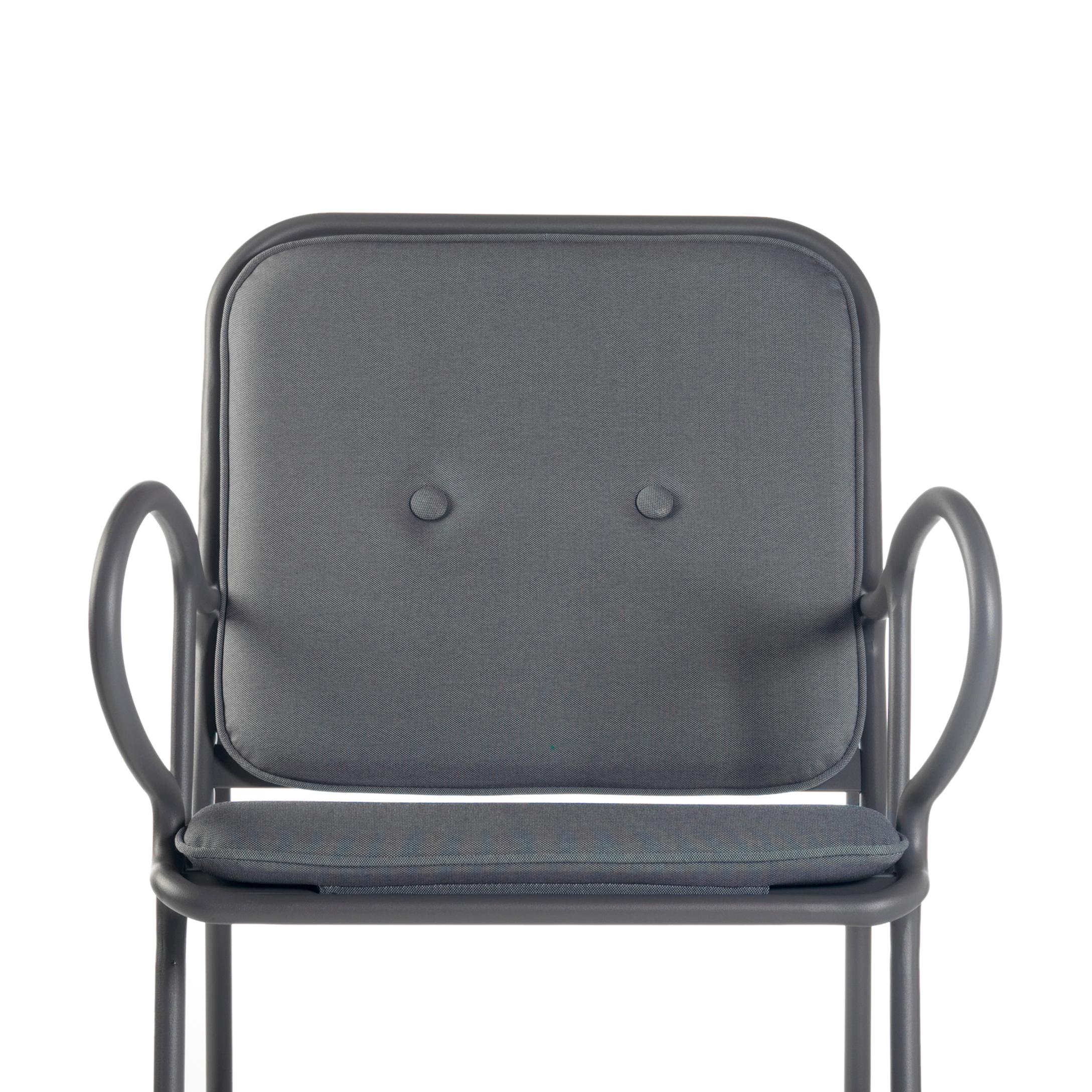 Jaime Hayon Contemporary Grey Gardenias Outdoor Armchair For Sale 3