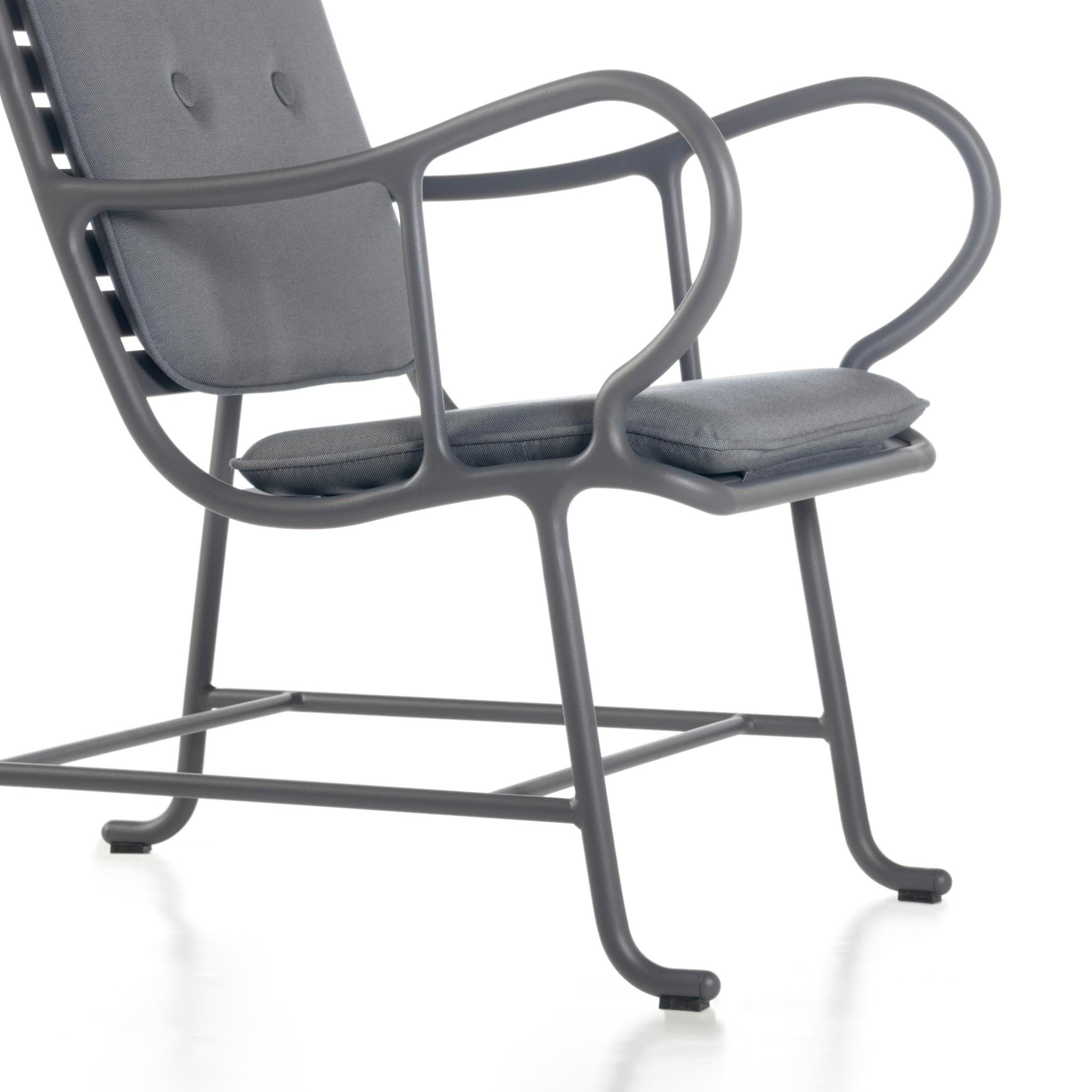 Jaime Hayon Contemporary Grey Gardenias Sessel für draußen (21. Jahrhundert und zeitgenössisch) im Angebot