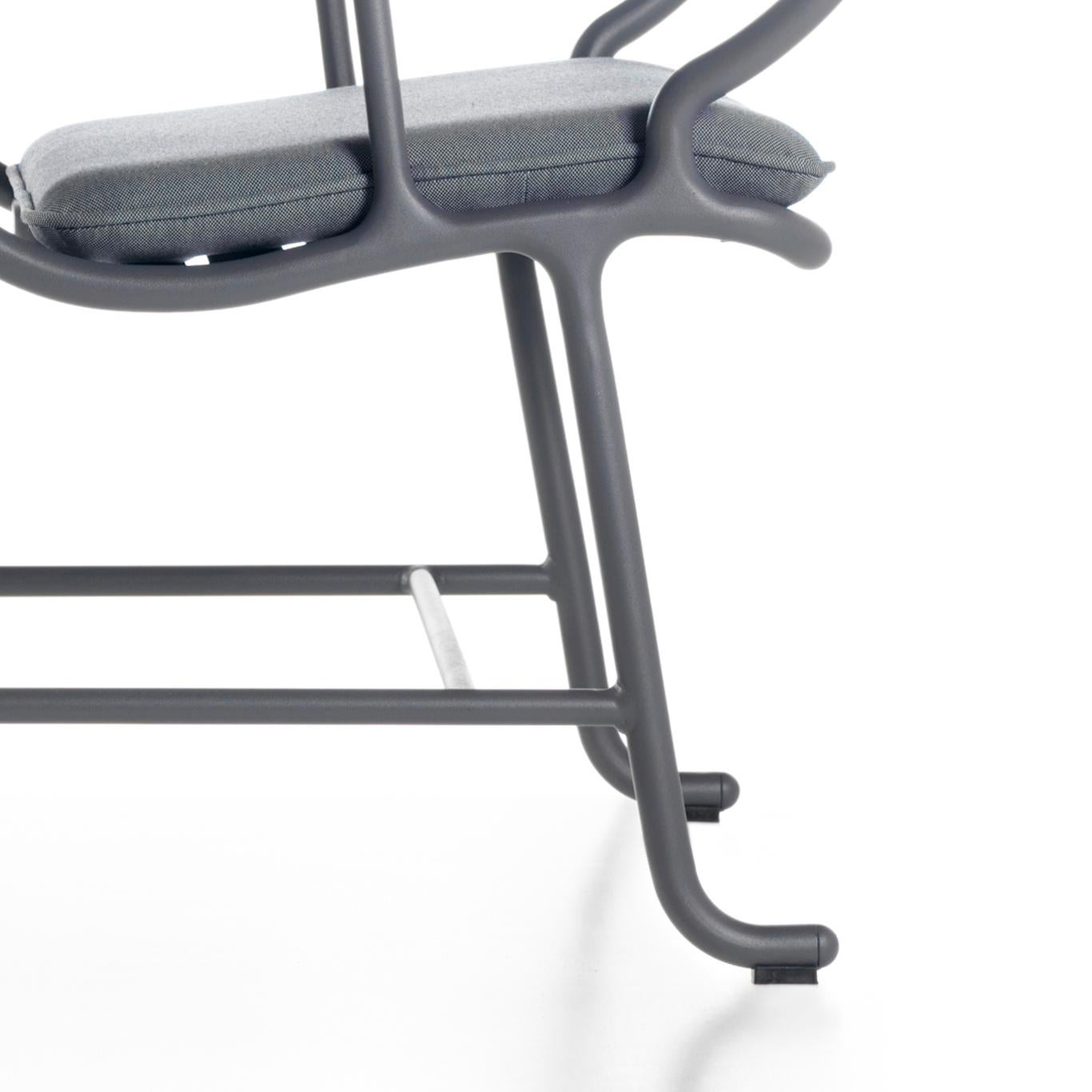 Jaime Hayon Contemporary Grey Gardenias Sessel für draußen (Aluminium) im Angebot