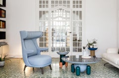 Jaime Hayon, Contemporanea, Monocolore in Tessuto Blu Rivestito Poltrona Dino