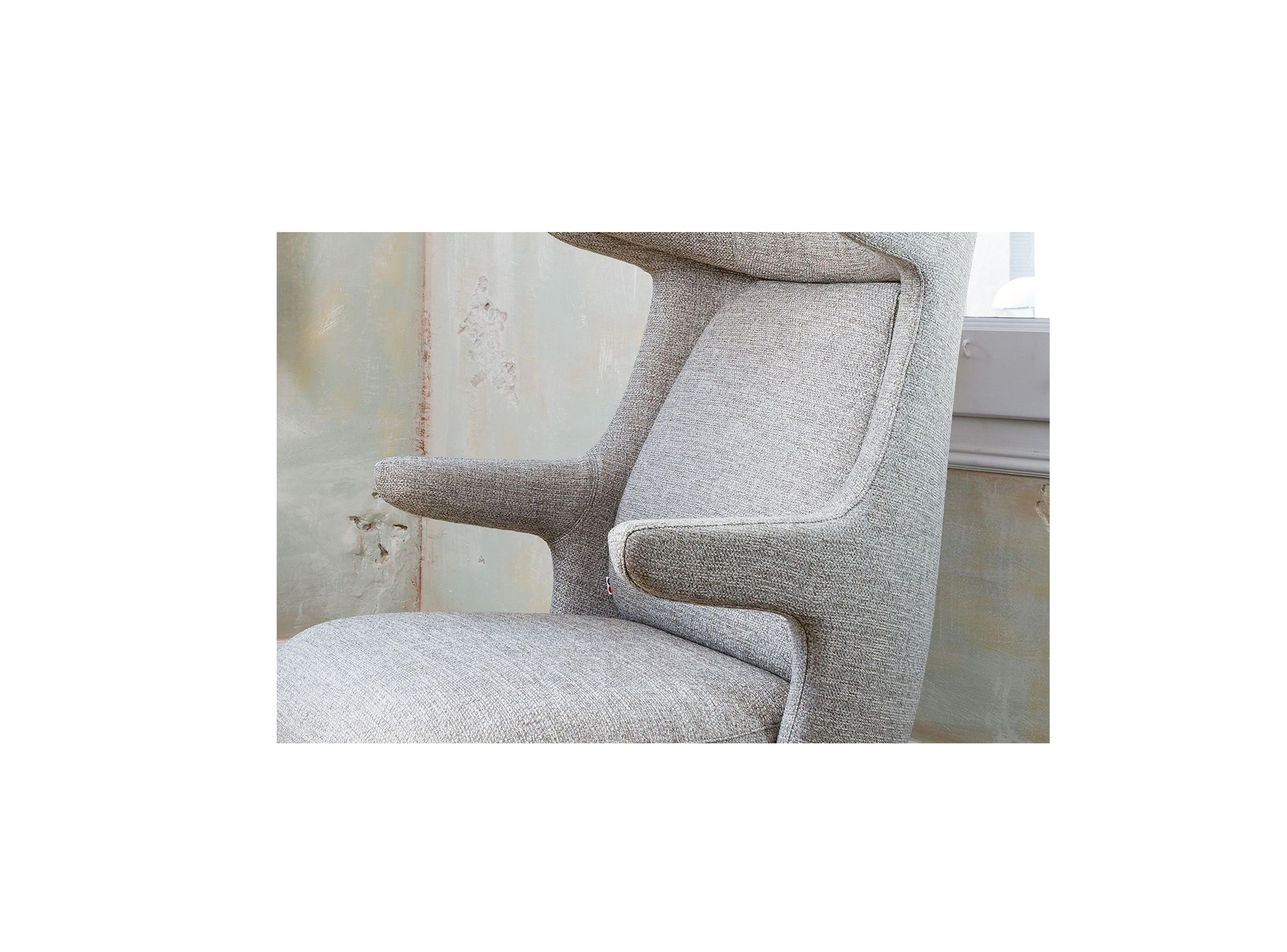 Jaime Hayon, Contemporary, Monocolor in Gray Fabric Upholstery Dino Armchair In New Condition For Sale In Barcelona, Barcelona