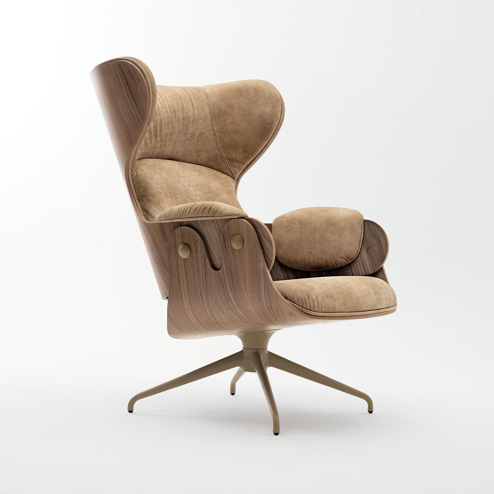 Jaime Hayon, Contemporary, Plywood Walnut Leather Upholstery Lounger Armchair In New Condition For Sale In Barcelona, Barcelona