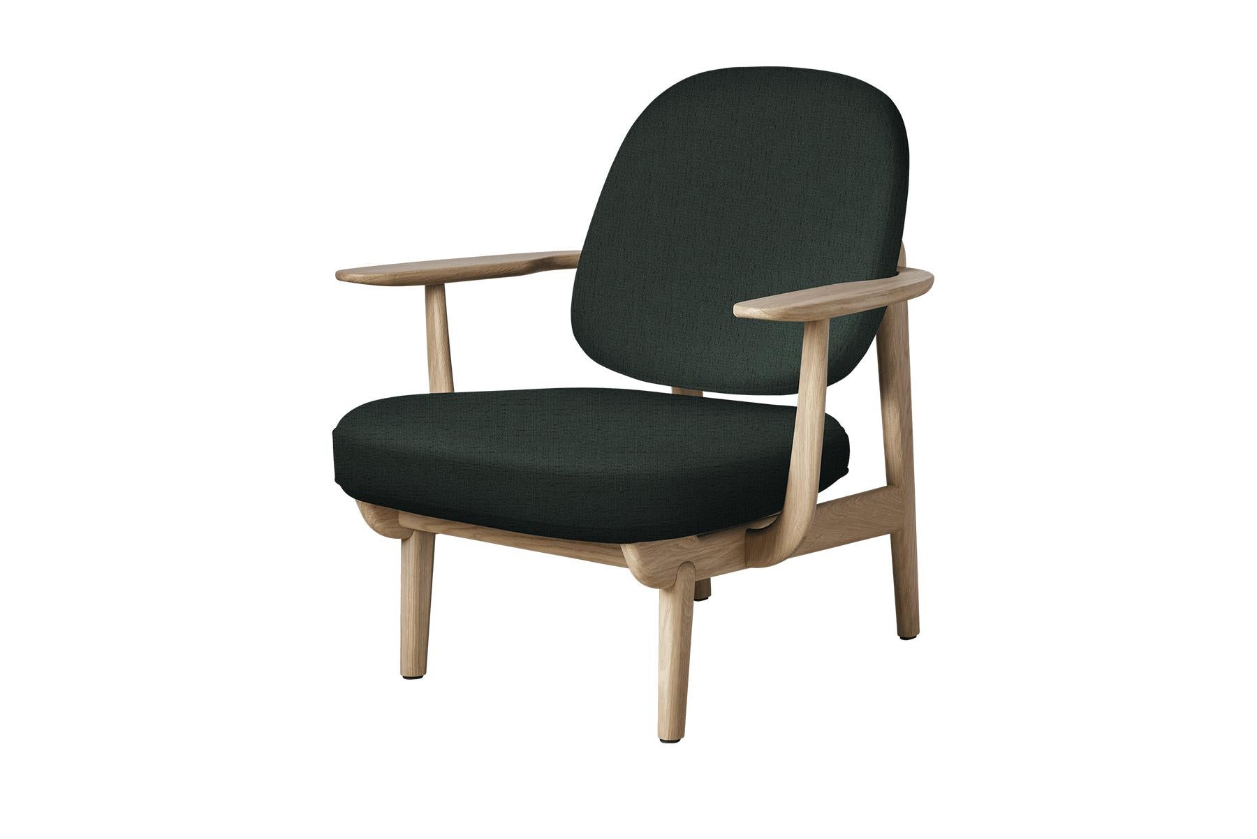 Fruto de la última colaboración entre Fritz Hansen y Jaime Hayon, la tumbona Fred logra el equilibrio perfecto entre pasado y futuro, convirtiendo el descanso en una nueva forma de arte.

Perfectamente proporcionada, con una sólida estructura