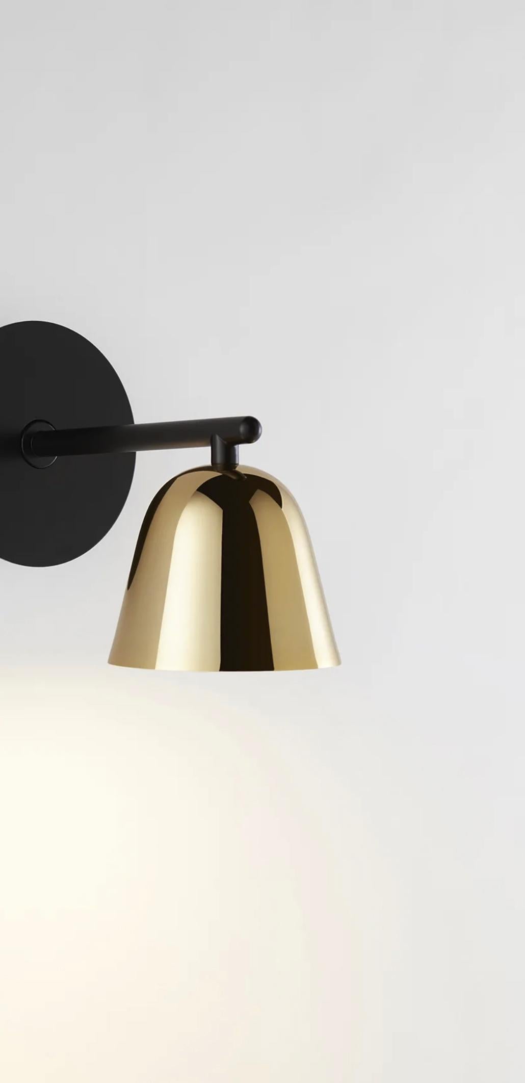 Jaime Hayon Lighto für Parachilna: Wandleuchte „A Black Matte-Gold Glossy Cup“, schwarz, matt (21. Jahrhundert und zeitgenössisch) im Angebot