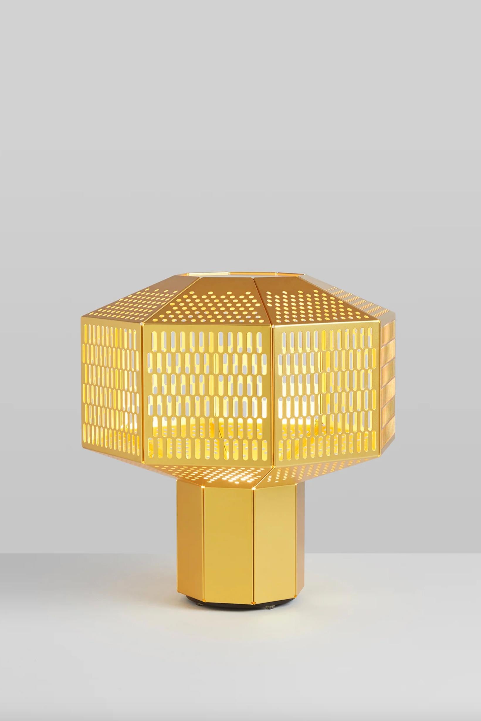 Jaime Hayson Set of Two Ma-Rock M Custom Golden Table Lamp For Parachilna In New Condition For Sale In Barcelona, Barcelona
