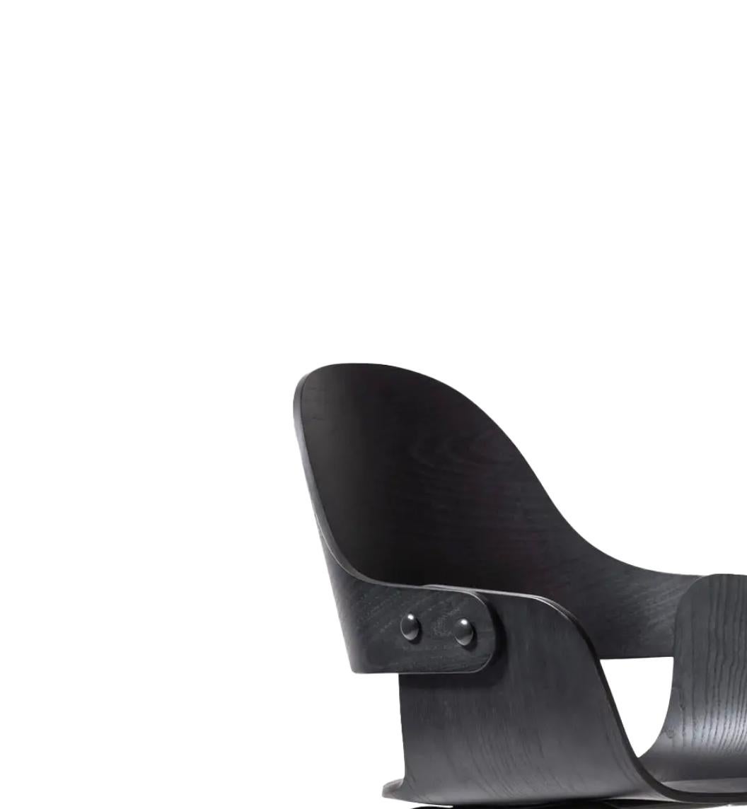 Spanish Jaime Hayson Wooden Legs Showtime Nude Chair For Bd Barcelona For Sale
