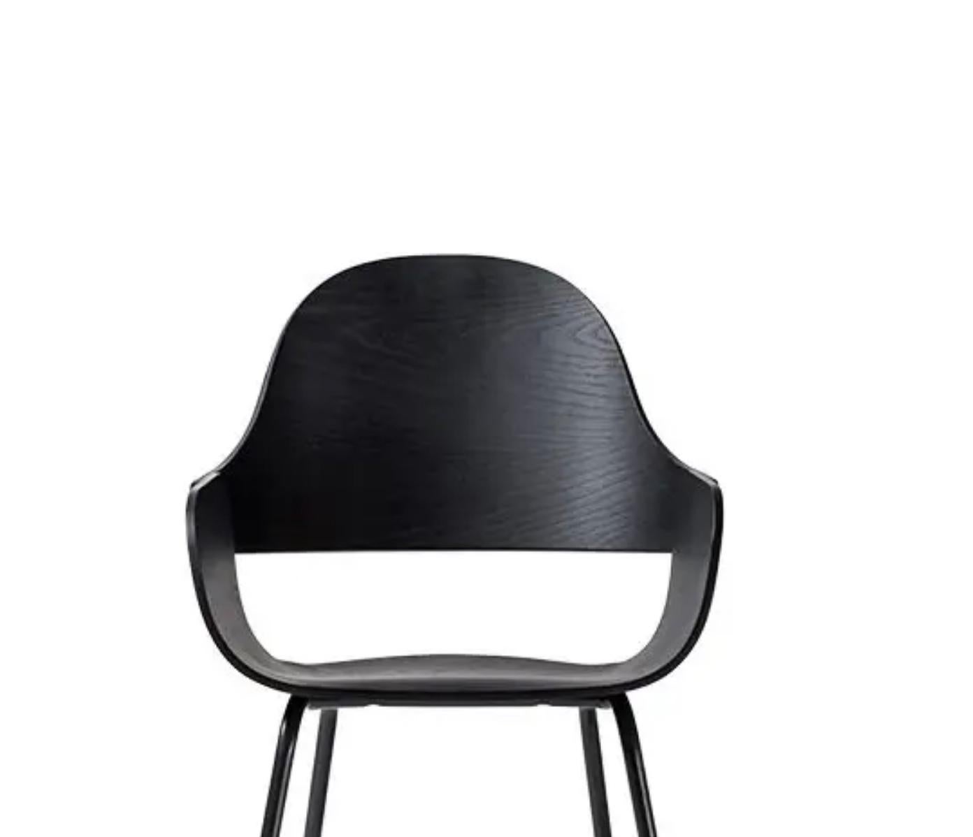 Aluminum Jaime Hayson Wooden Legs Showtime Nude Chair For Bd Barcelona For Sale