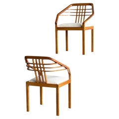 Sillas auxiliares de madera
