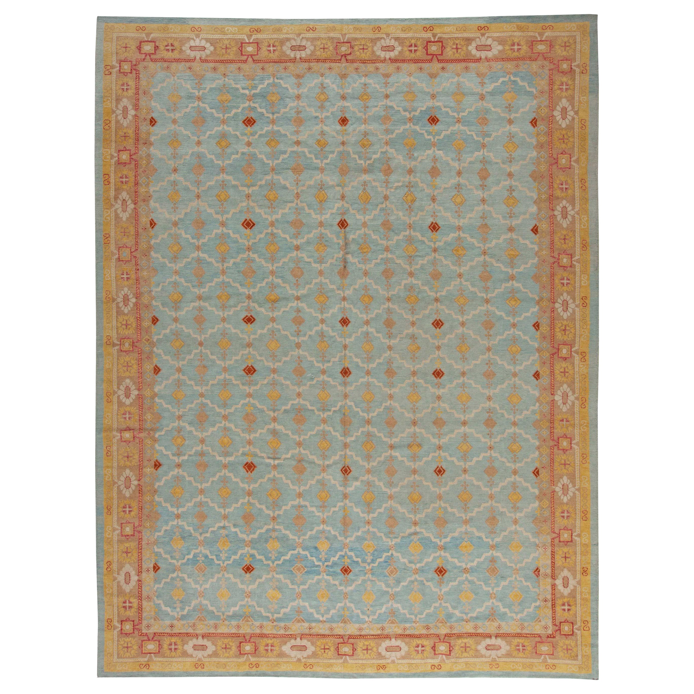 Jaipour, a Traditional Rug by Doris Leslie Blau For Sale