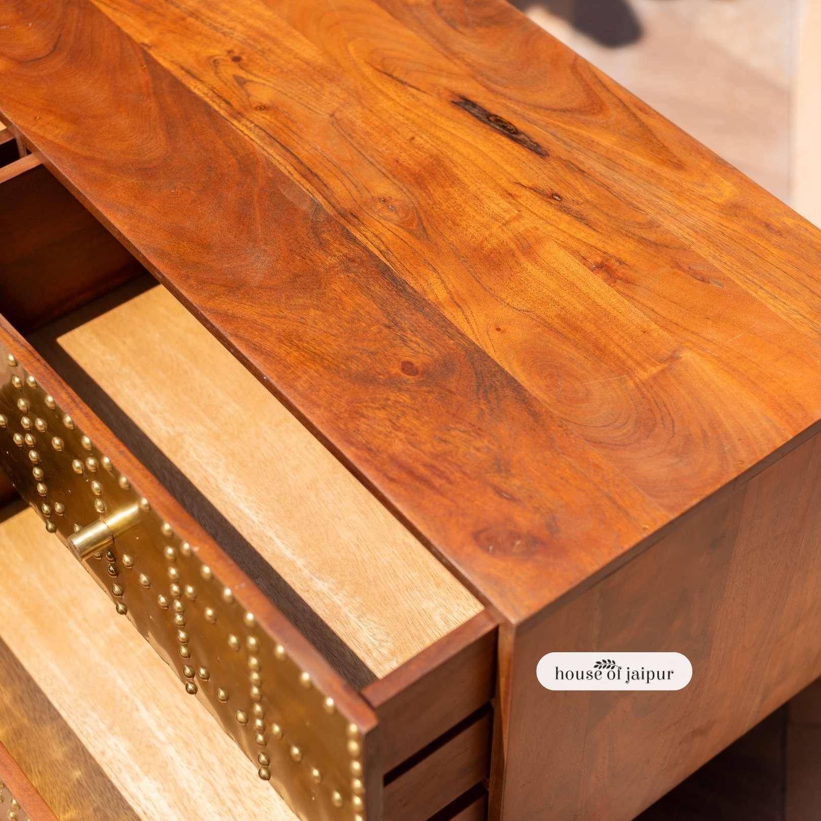 Martellato Comò Patchwork in ottone Jaipur in vendita