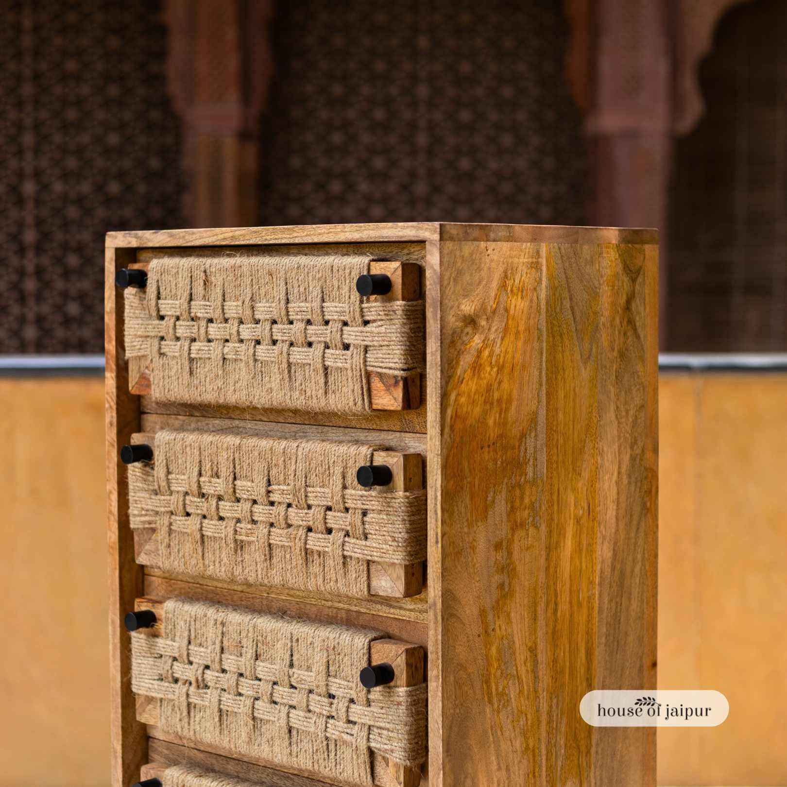 XXI secolo e contemporaneo Cassettone Jaipur in iuta intrecciata a mano di House of Jaipur in vendita