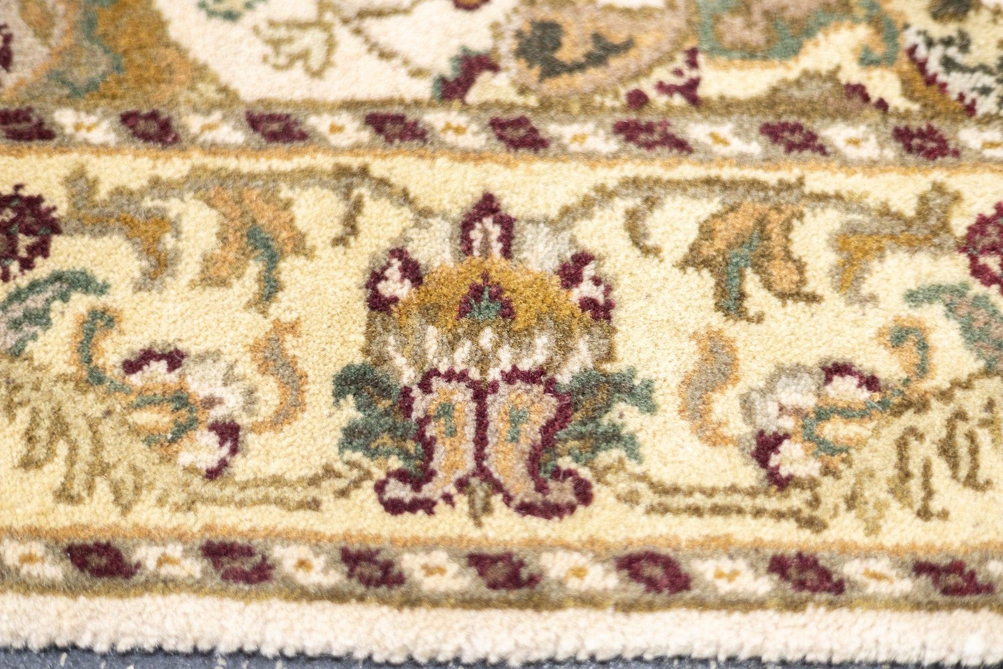 Indian Jaipur Rug 2'7'' x 10'5'' For Sale