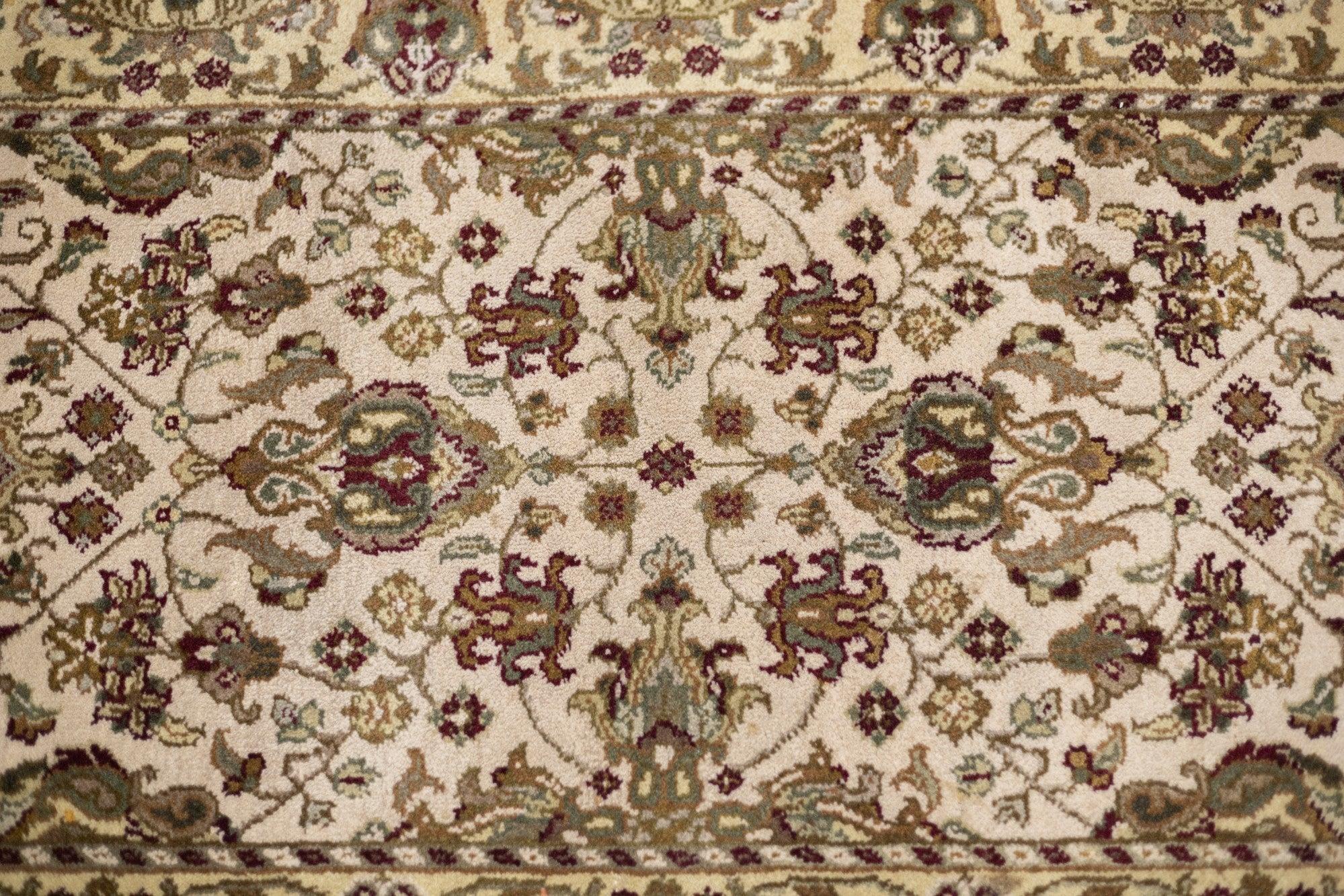 Contemporary Jaipur Rug 2'7'' x 10'5'' For Sale