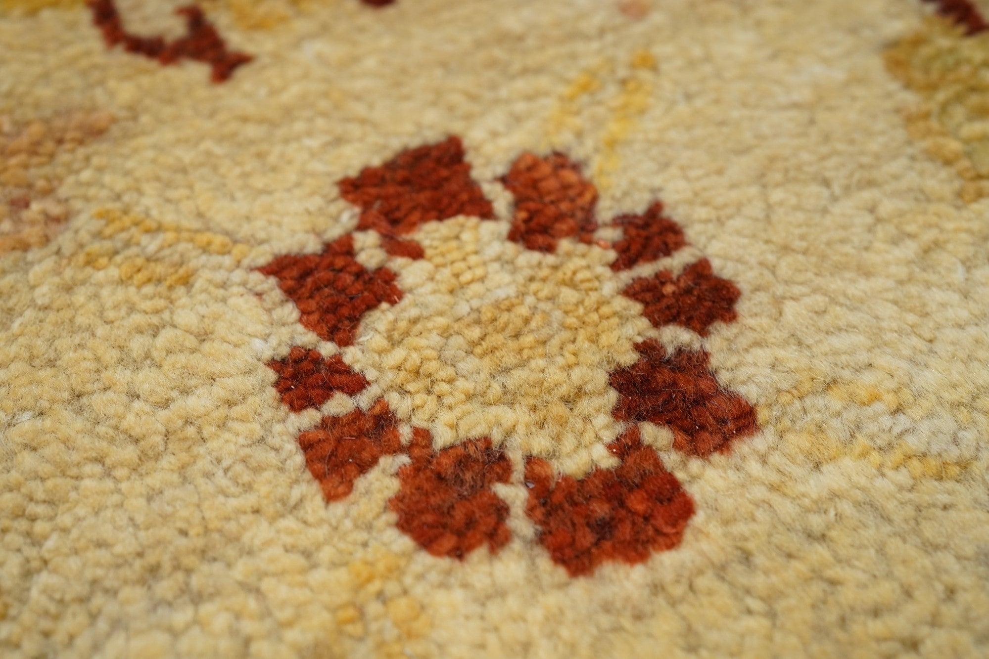 Jaipur Rug 5'11'' x 9'0'' In New Condition For Sale In New York, NY