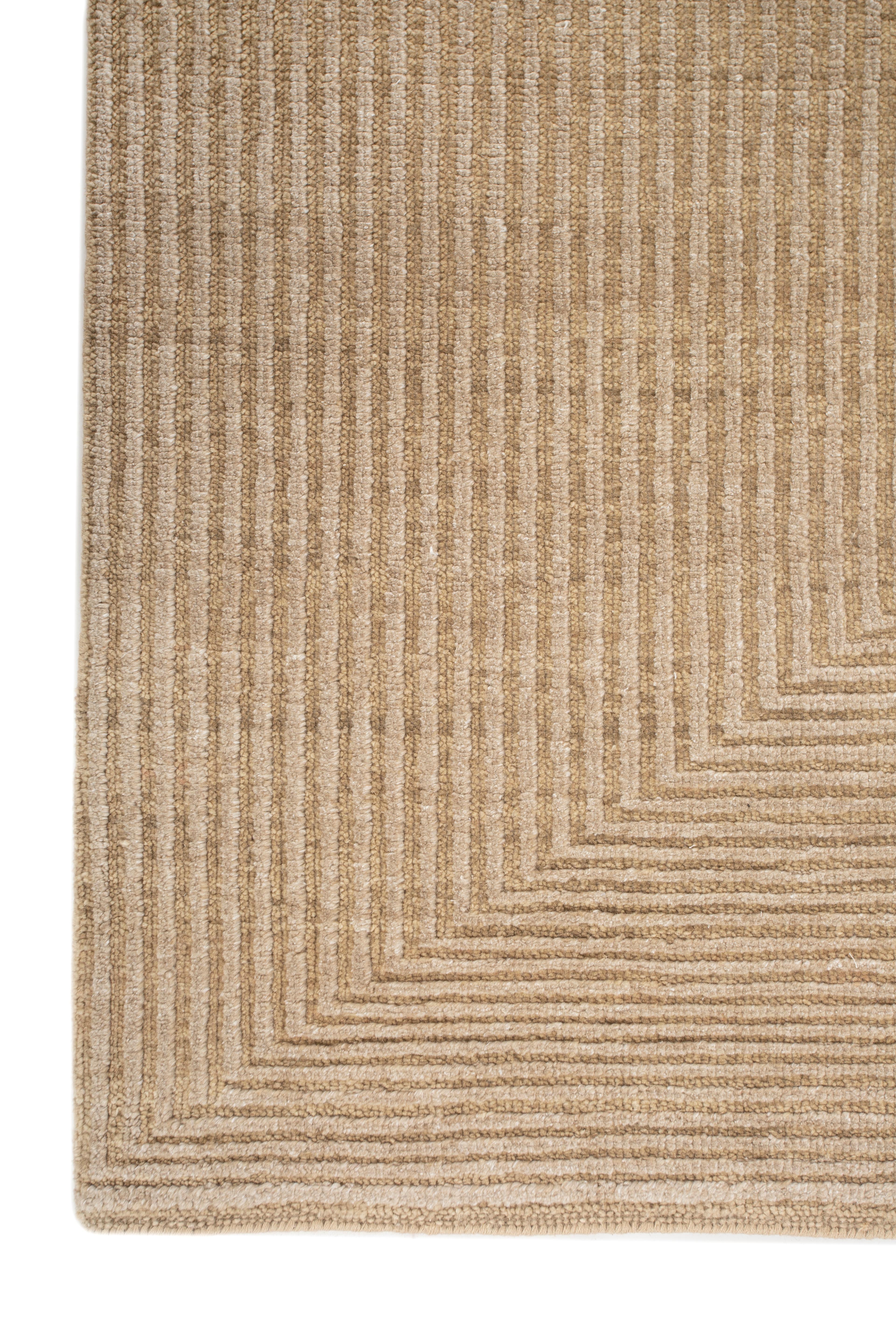 Jaipur Rugs Looking for something new? Explore the Aprezo Collection that offers you the latest trends for your home interiors with our handcrafted rugs. Whether looking for the legacy and premium designs in our hand knotted rugs or the dynamic