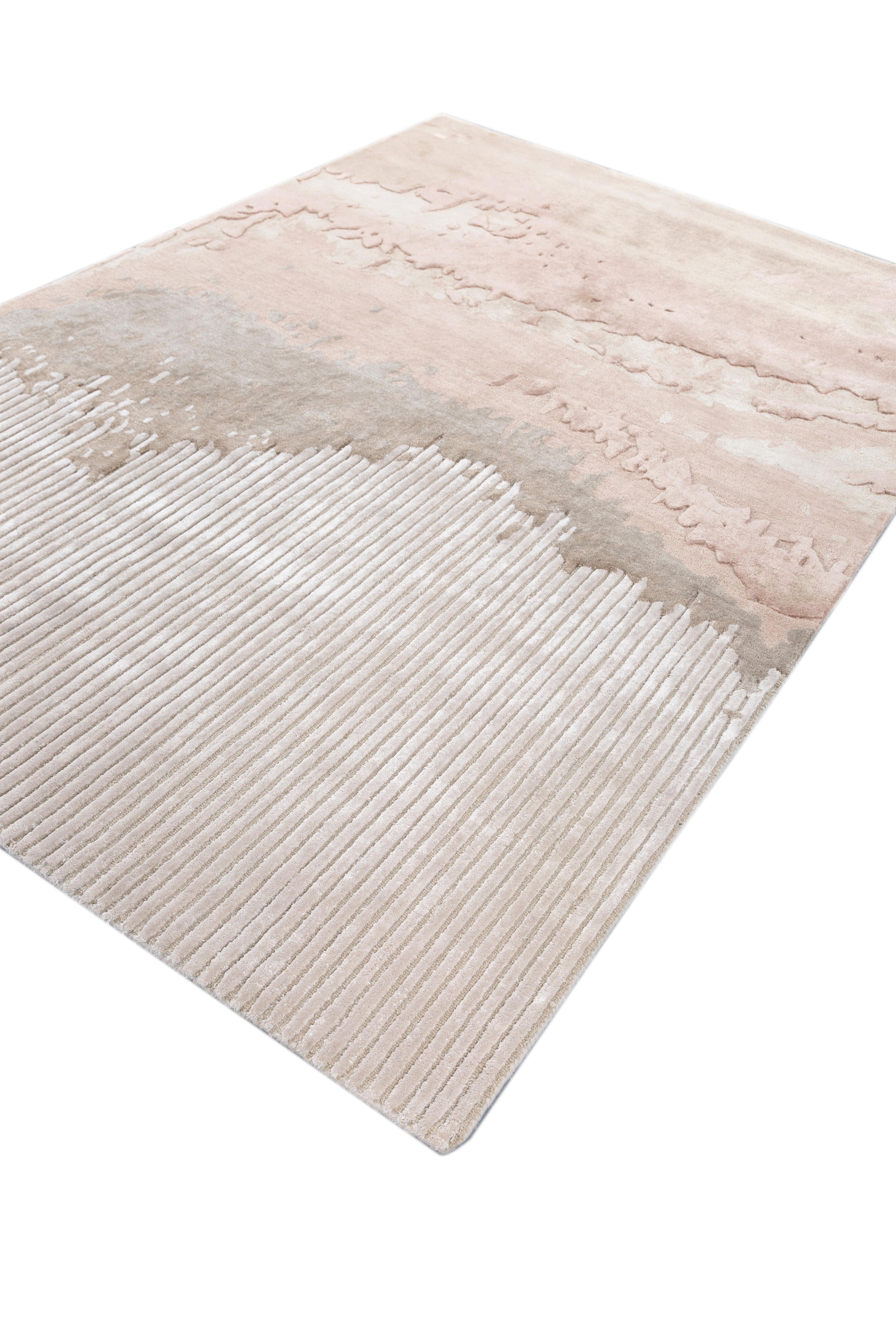 Jaipur Rugs Wie der Name schon sagt, bietet die White Noise Collection handgetuftete Teppiche mit unterbrechenden Linien, die ein Gefühl von geometrischem Fluss vermitteln. Die angedeuteten Details ermöglichen es dem Auge, eine Illusion zu bilden