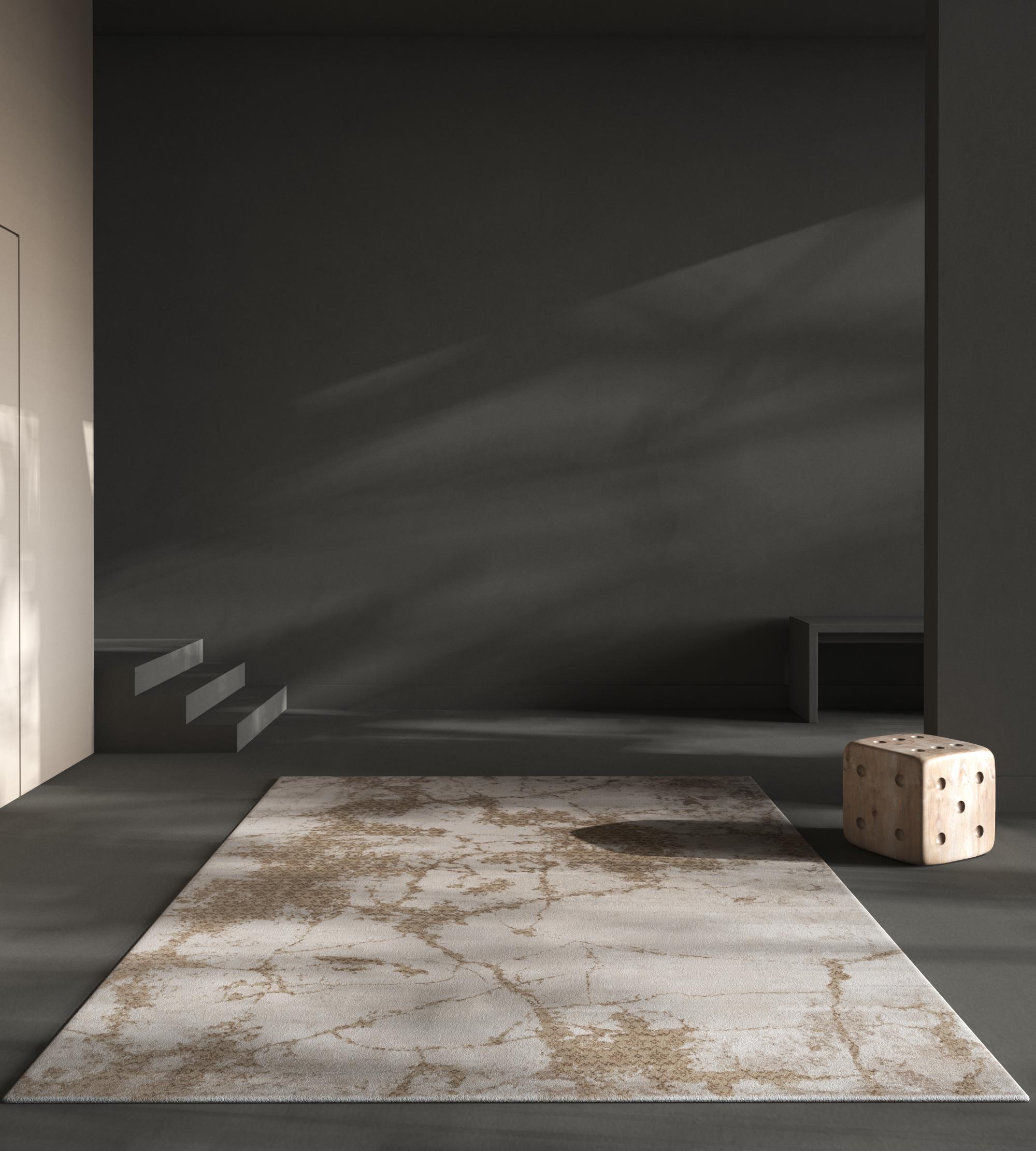 La collezione Hidden si ispira alla bellezza inosservata di esperienze e processi in fase di sviluppo e ancora in movimento. Il mistero di non conoscere l'esito e il risultato è ciò che domina ogni modello e rappresentazione artistica di questa