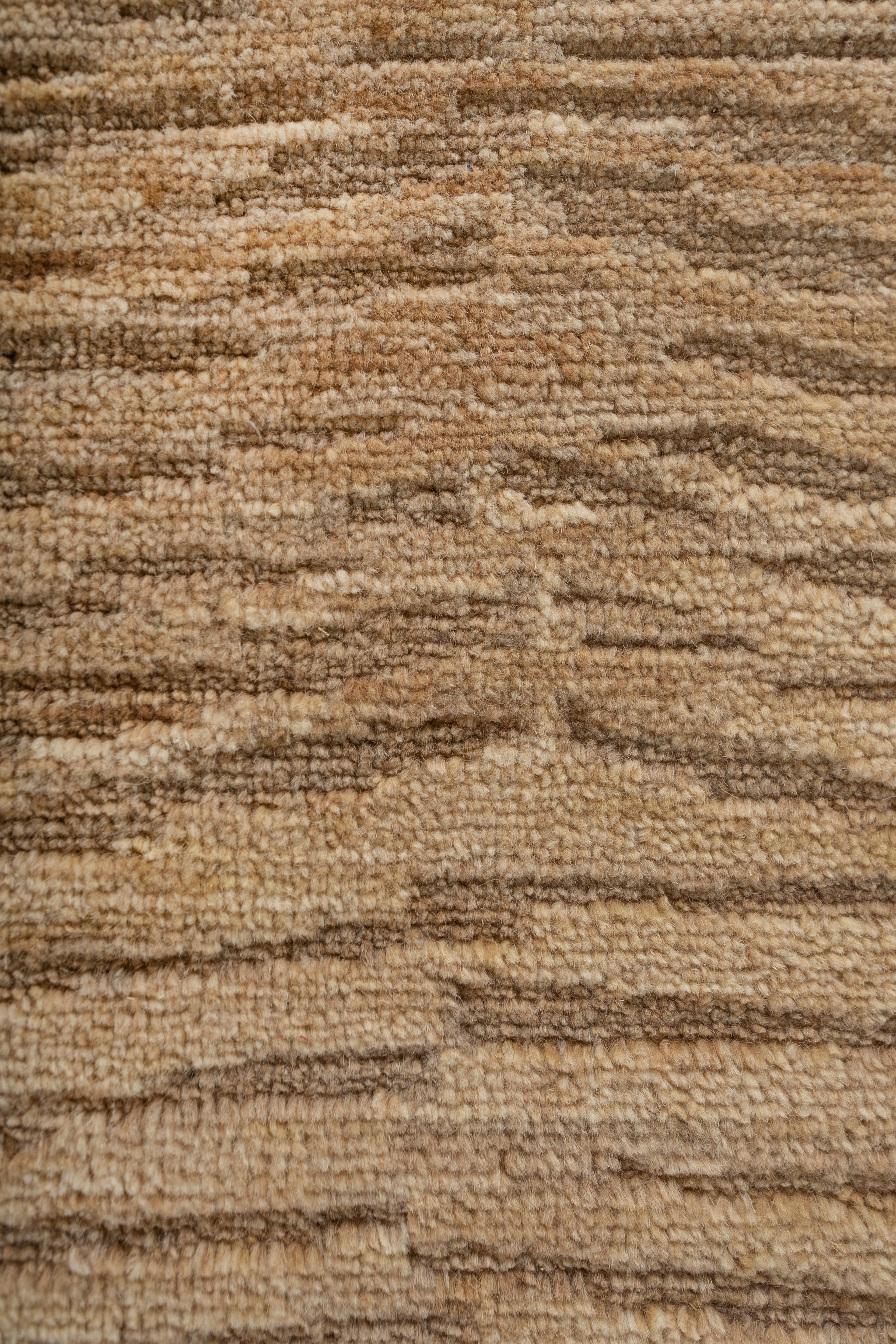 Jaipur Rugs Looking for something new? Explore the Aprezo Collection that offers you the latest trends for your home interiors with our handcrafted rugs. Whether looking for the legacy and premium designs in our hand knotted rugs or the dynamic