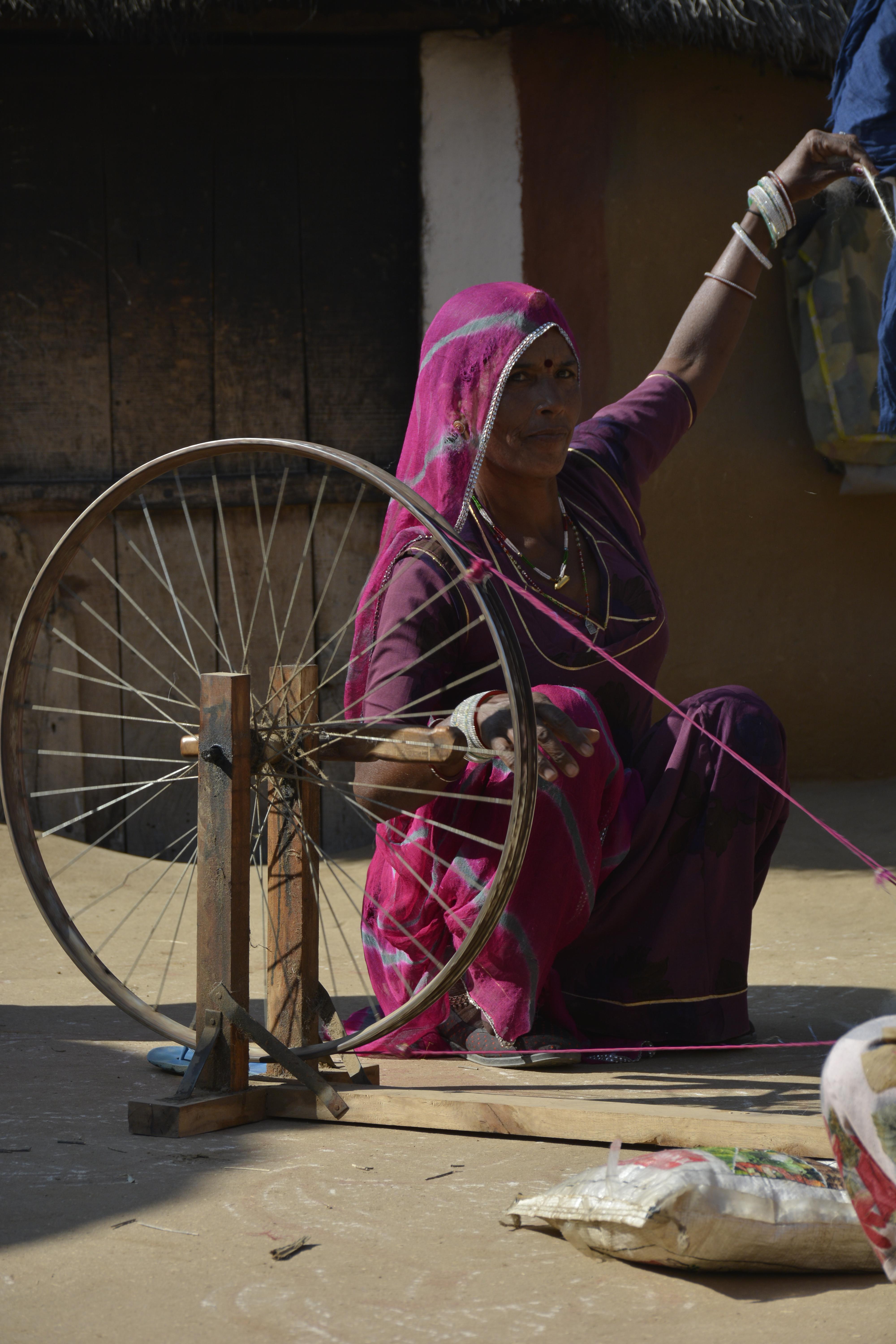 Jaipur Rugs 8x10 Feet Hand geknüpft Teppich Wolle Modern Blau Teppich im Zustand „Neu“ im Angebot in Milano, IT