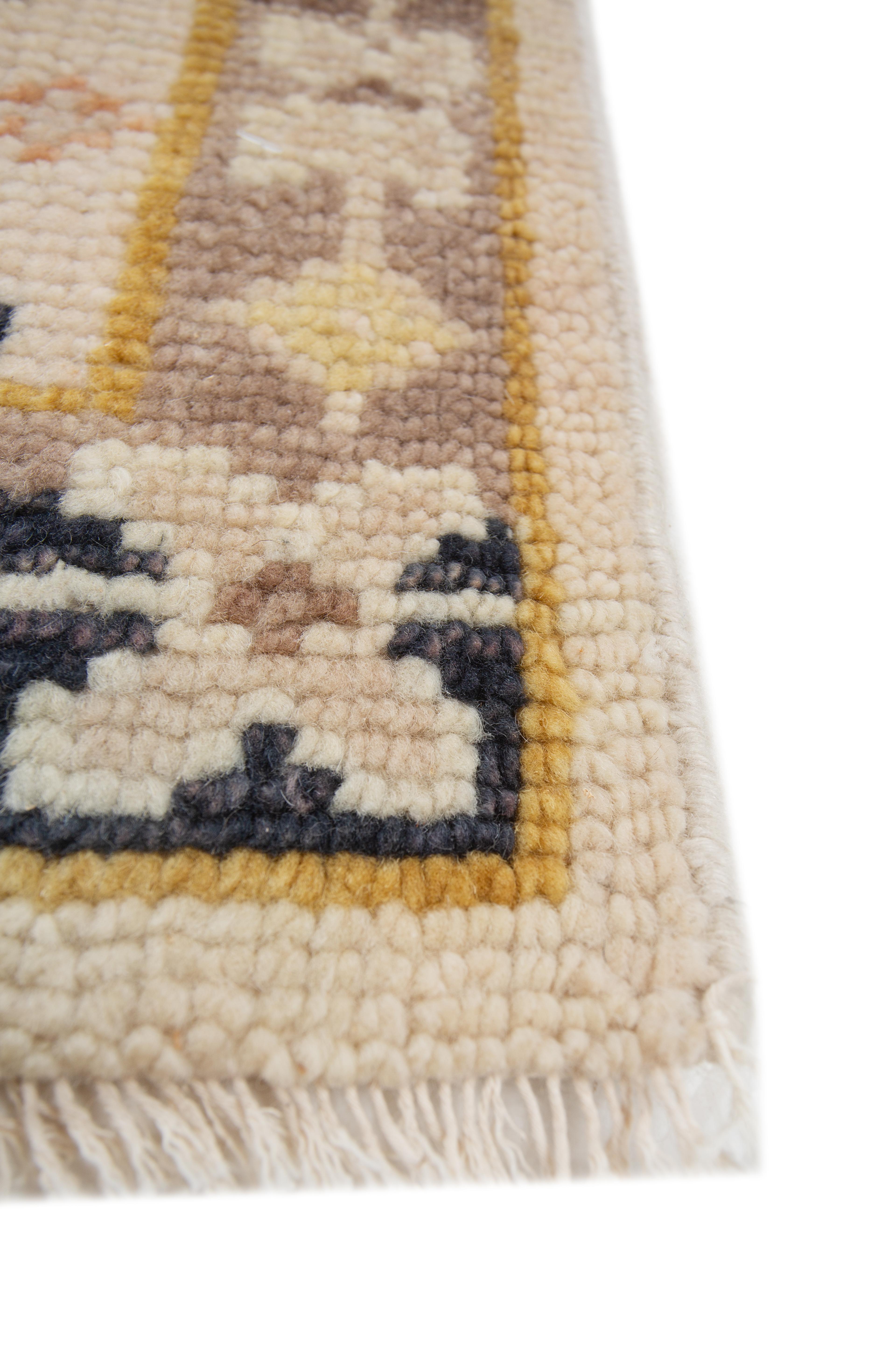 Jaipur Rugs En combinant des inspirations classiques et orientales, les tapis noués à la main de la collection Thyme honorent l'art, l'héritage et le savoir-faire tout en réunissant le passé et le présent. Avec des teintes terreuses comme le beige,