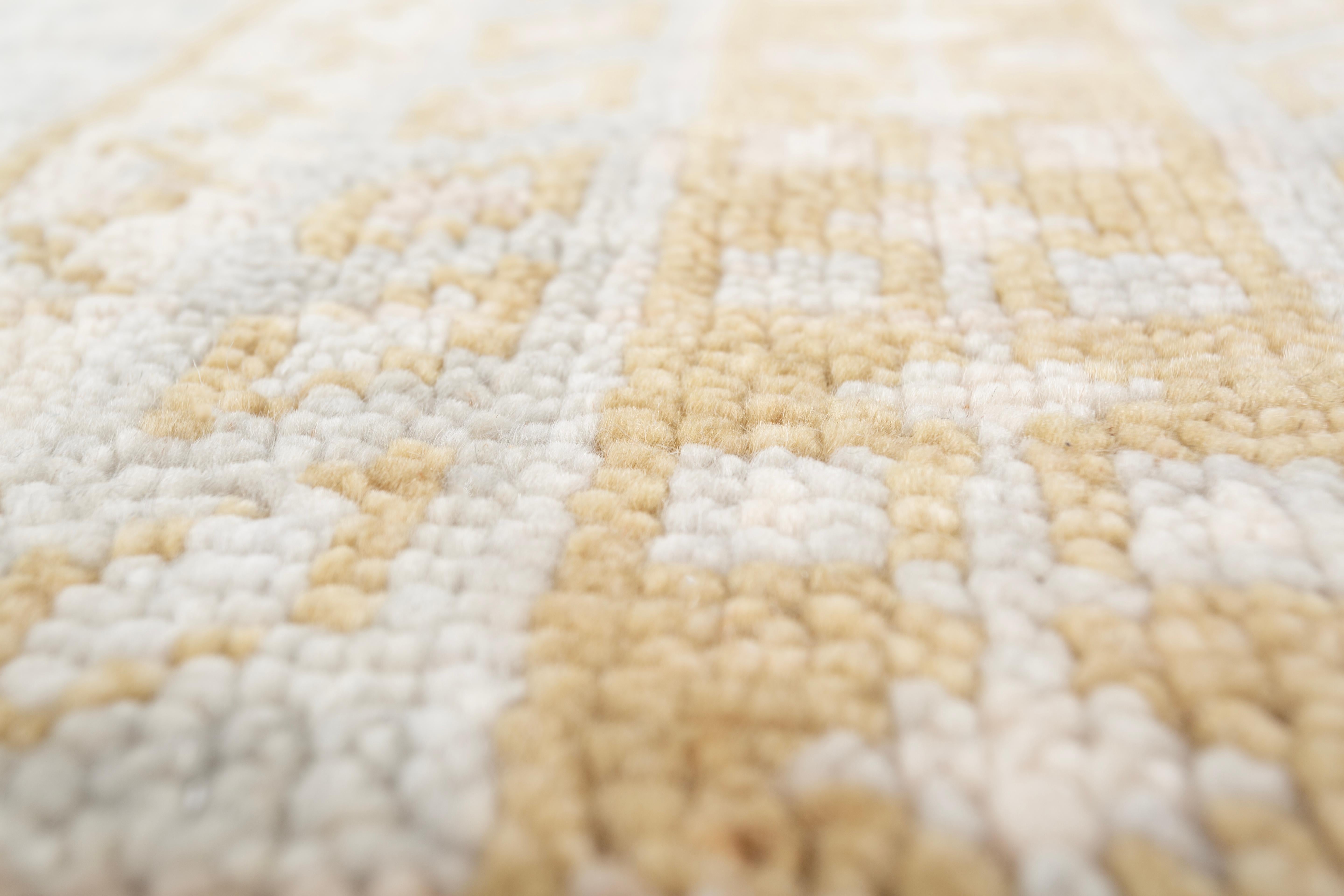 Jaipur Rugs By combining classical and Eastern inspirations, the Thyme collection's hand-knotted carpets honor artistry, legacy, and workmanship while bringing the past and present together. Featuring earthy hues like beige, charcoal, aubergine, and