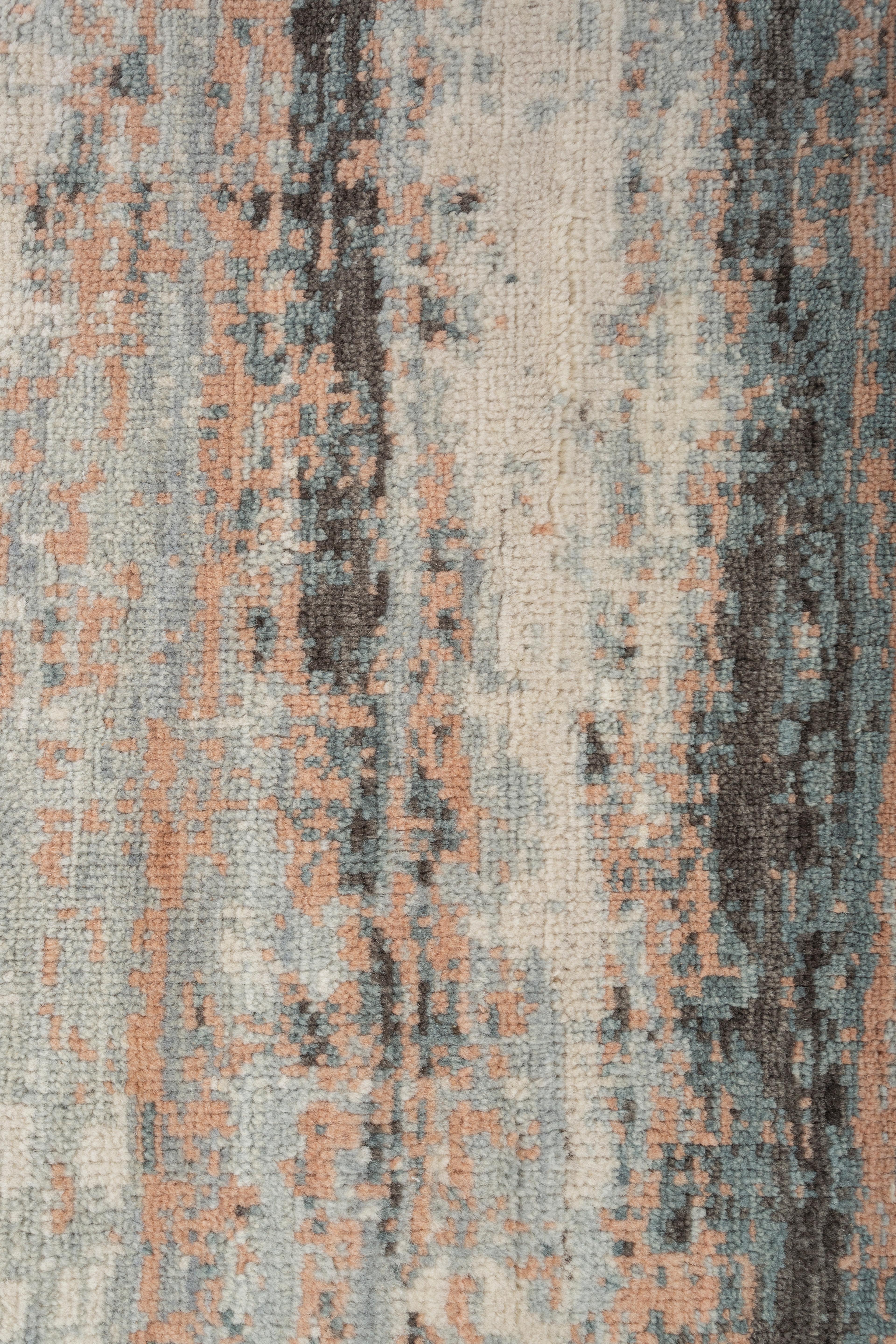 Jaipur Rugs Der allmähliche Niedergang von Zivilisationen bis hin zur Unordnung: Die Muster in dieser Collection'S scheinen dieses Gefühl der Unordnung zu erzeugen, und doch ist in jedem Muster ein fast hypnotisches Gefühl von Ruhe und Frieden zu