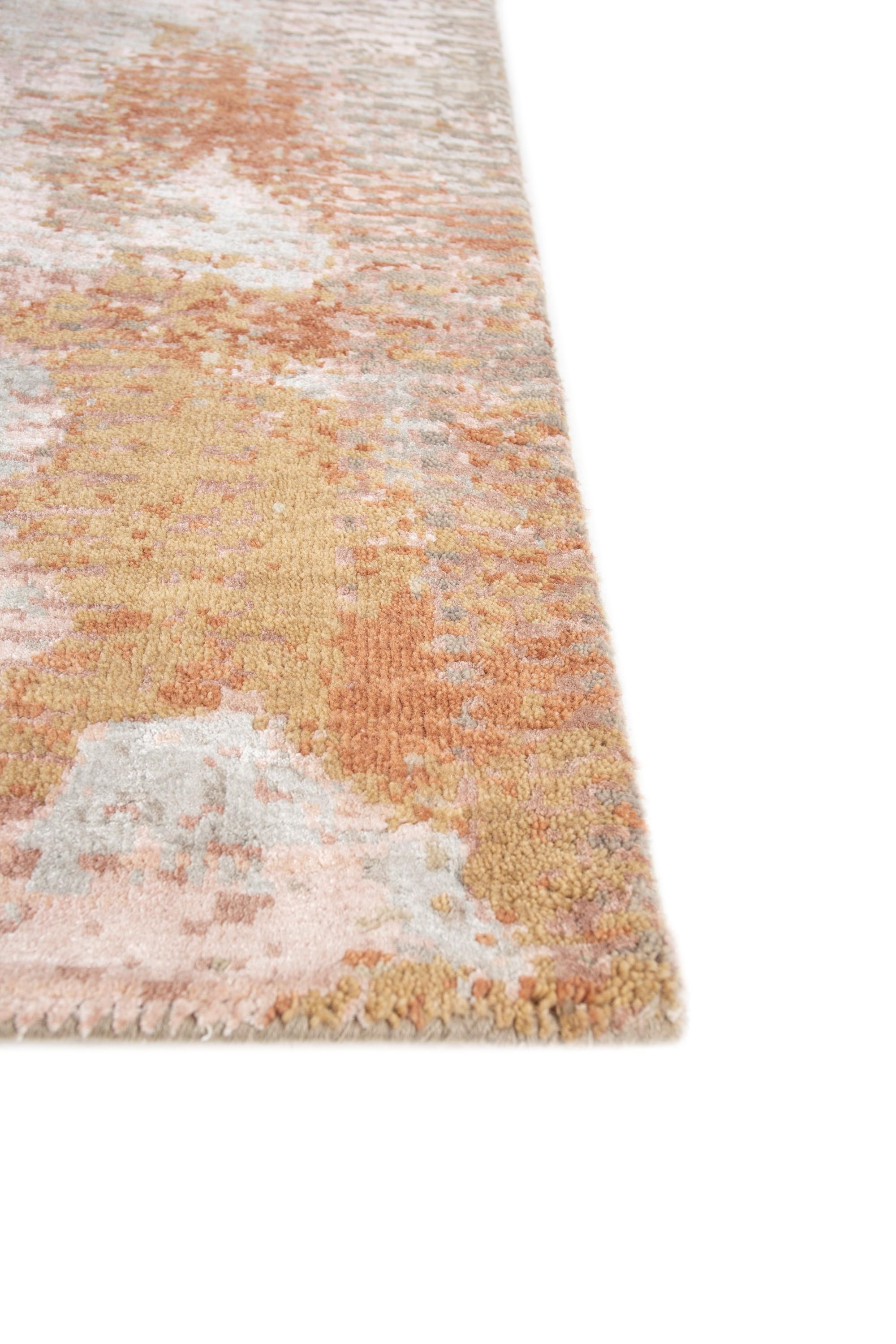 Modern Jaipur Rugs Cloud White & Peach Bloom 240X300 cm Hand Knotted Carpet For Sale