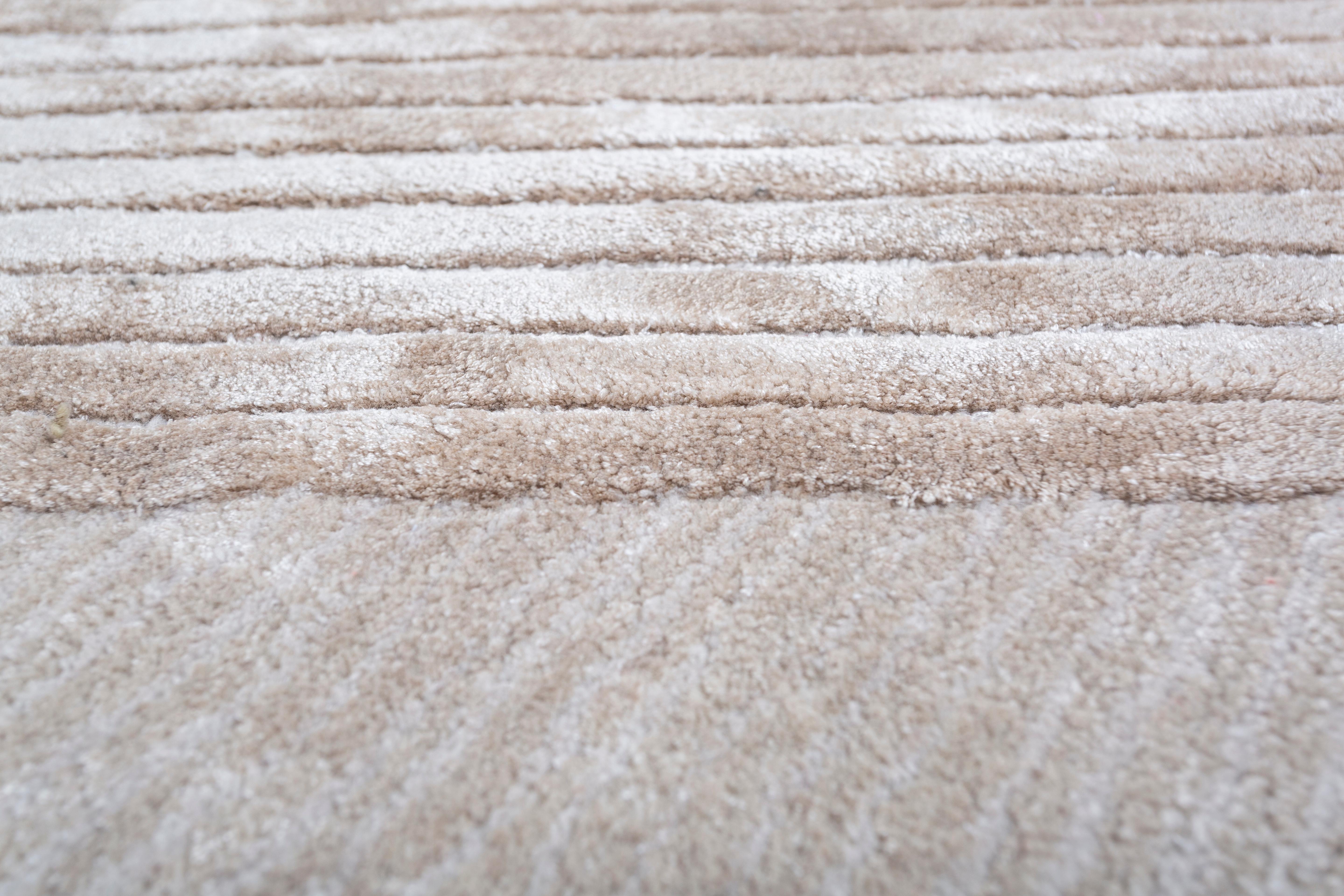 Modern Jaipur Rugs Dark Ivory & Oyster 150X210 cm Hand Tufted Carpet For Sale