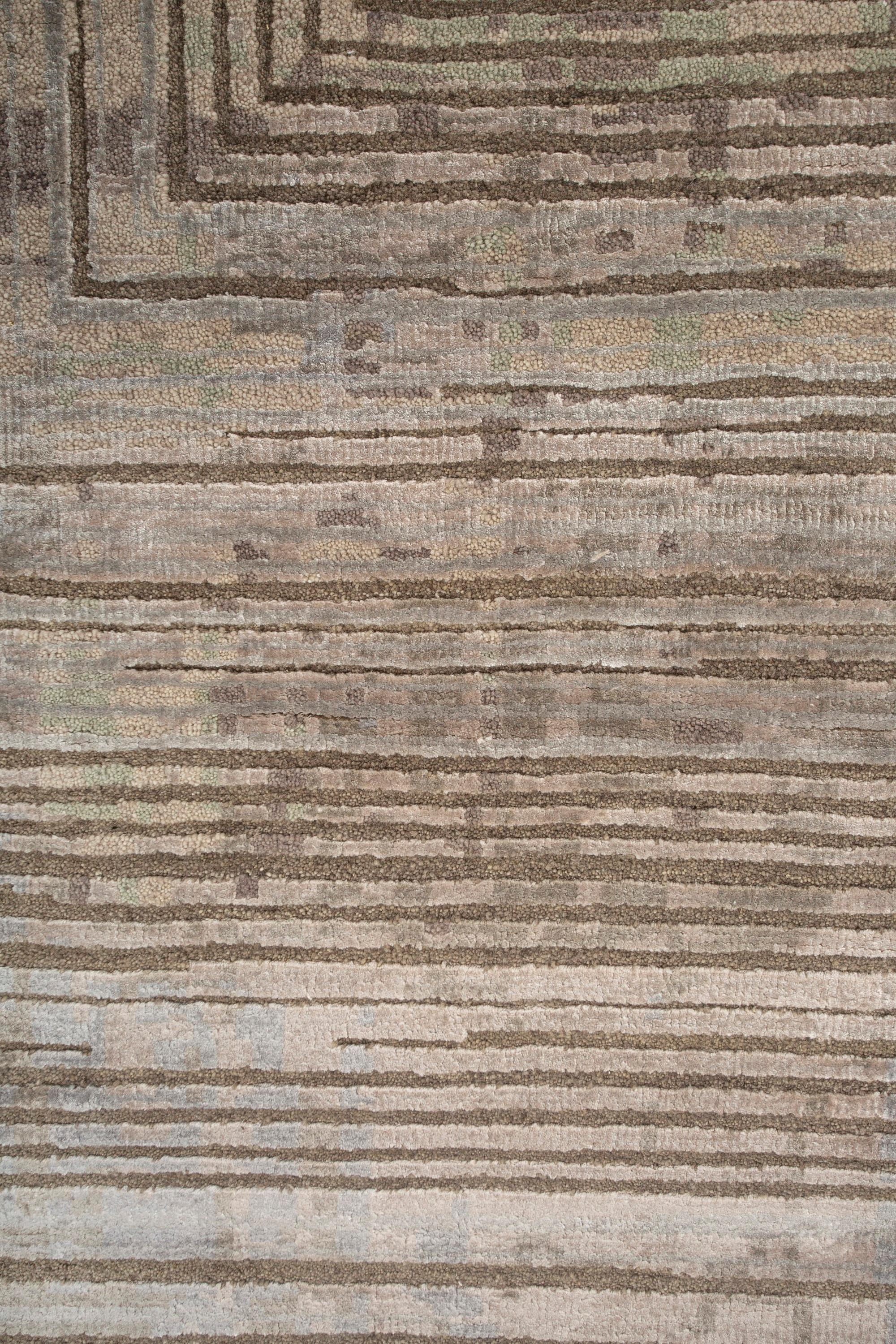 Explore modern designs for a contemporary space with the opulent Uvenuti collection. A collection of mesh textures and abstract designs, Uvenuti weaves a calm atmosphere with on-trend blues, saturated grays, and earth hues of white. Knotted to
