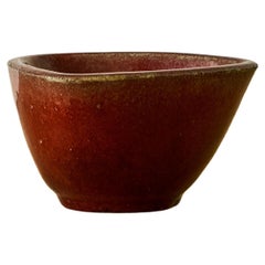 Kleine Schale aus Bordeaux von Jais Neilsen, ca. 1935