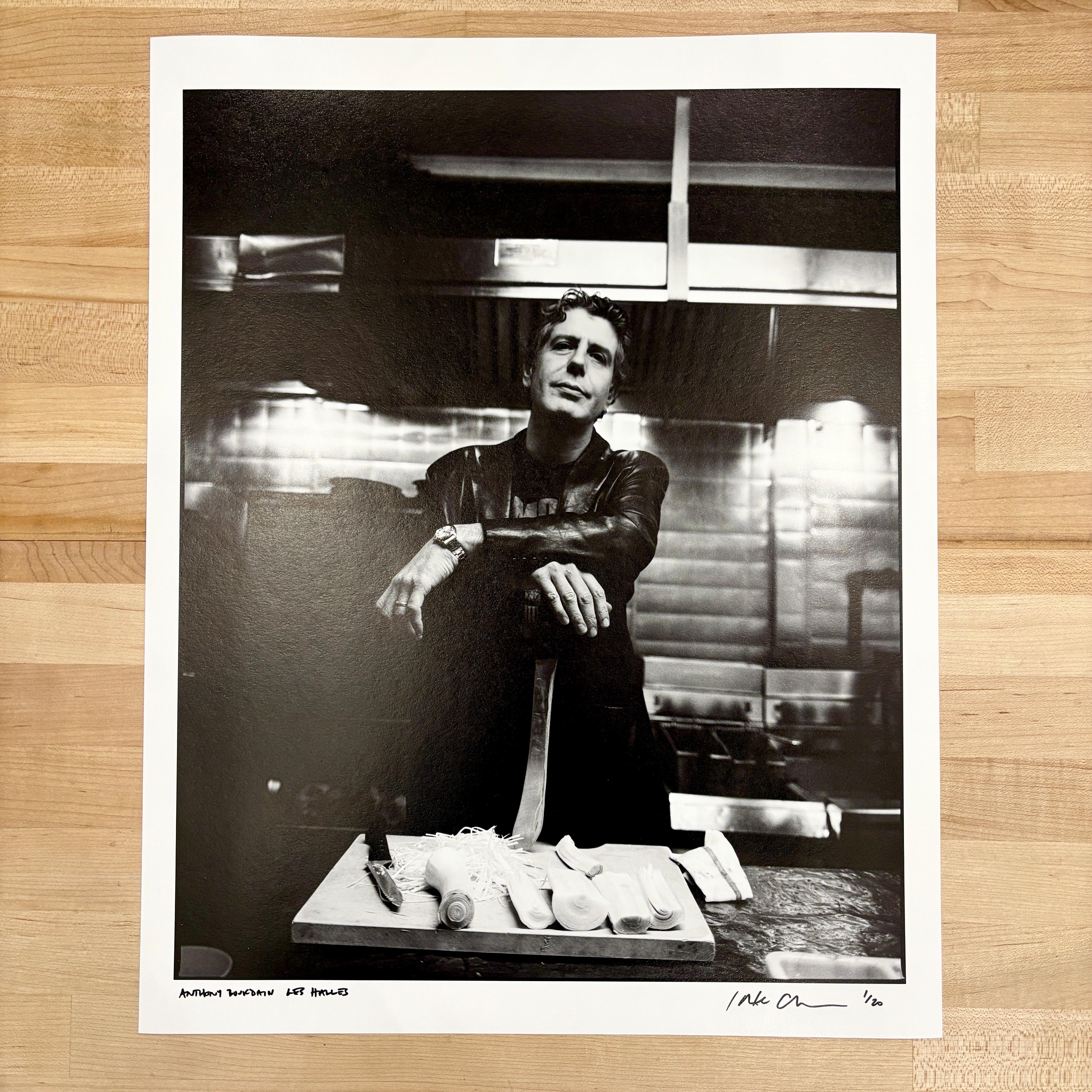 Retrato de Anthony Bourdain por Jake Chessum en venta 1