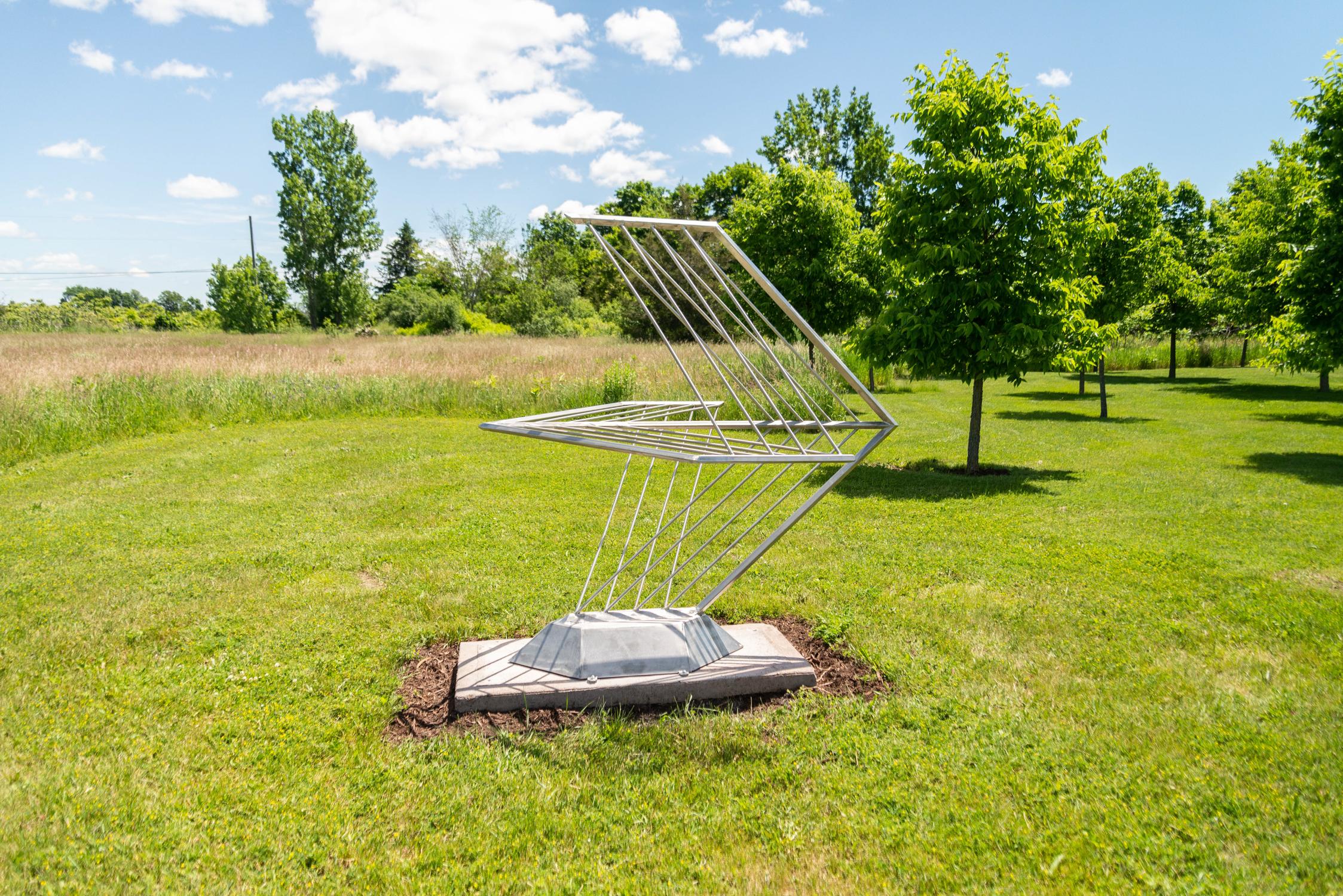 Mach I - Aviation tribute, abstract, polished stainless steel, outdoor sculpture For Sale 2