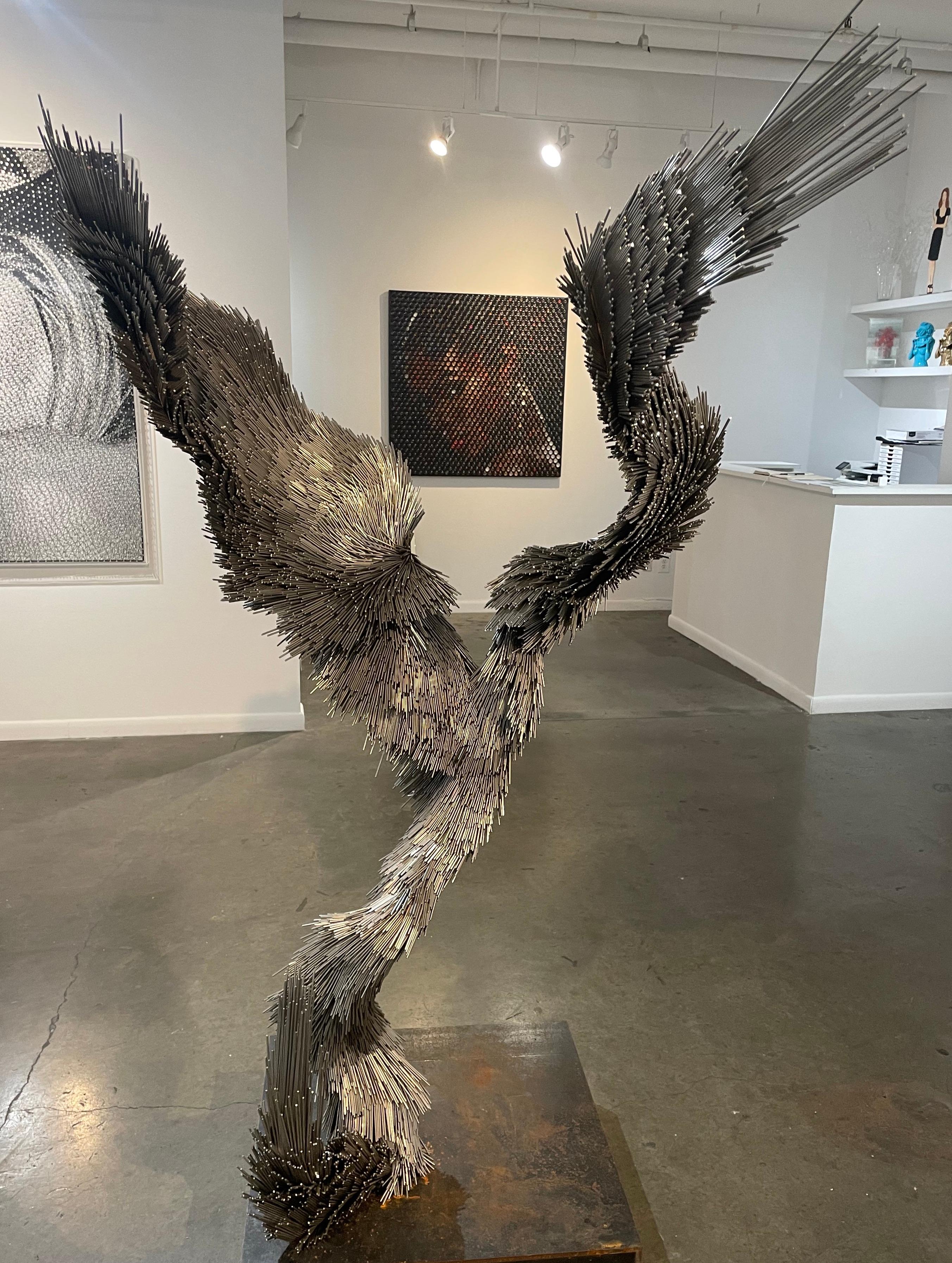 Le destin a murmuré - Sculpture de Jake Michael Singer