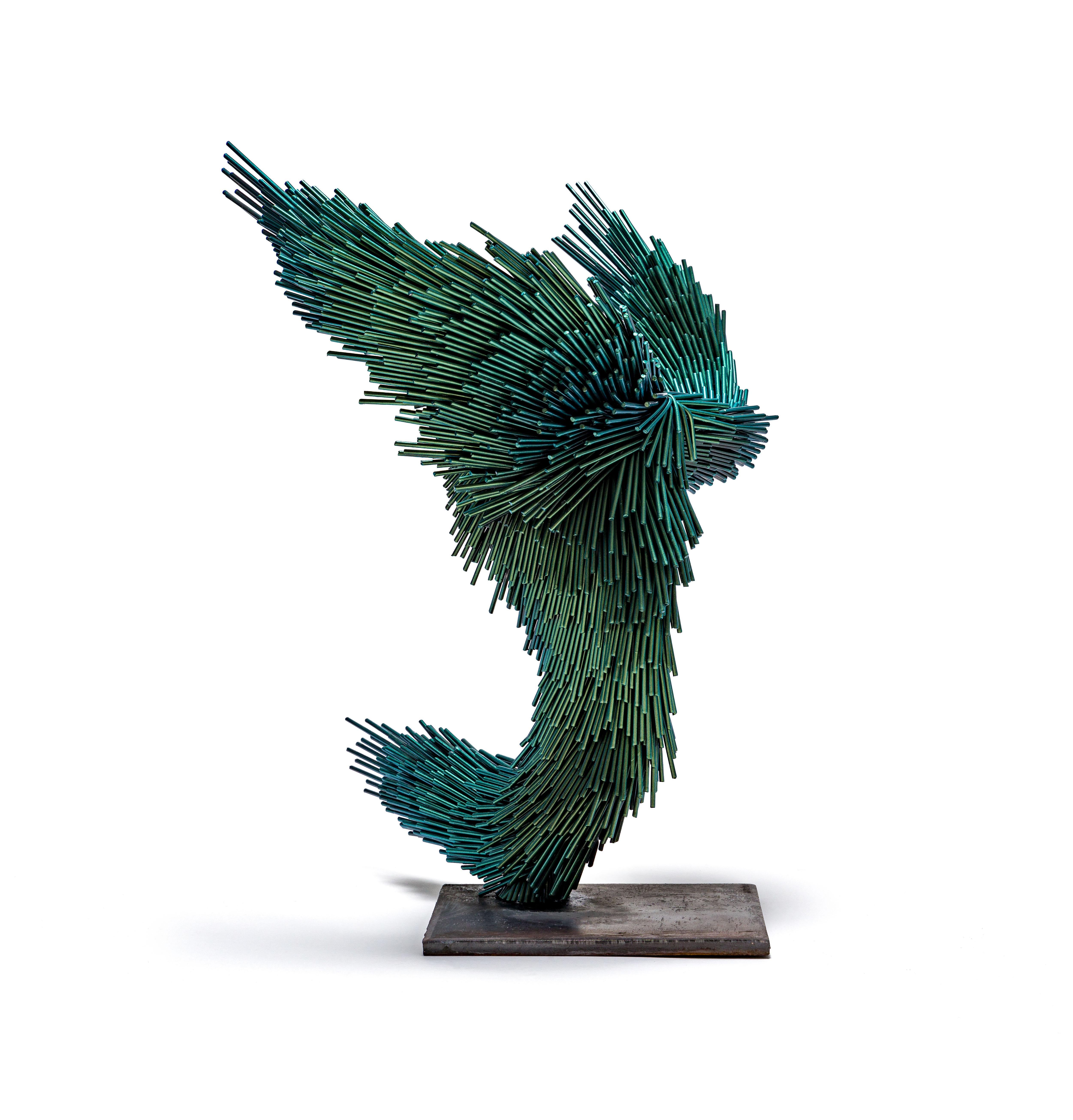 Emerald Murmur, Sculpture contemporaine d'oiseaux en acier de couleur verte en vente 2