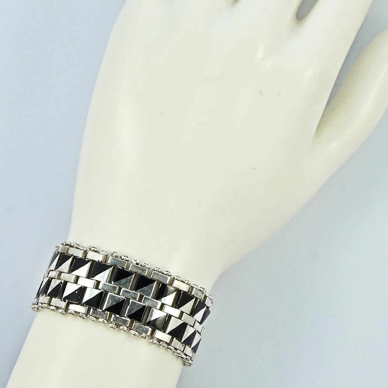 Jakob Bengel Art Deco Chrome Plated and Black Enamel Bracelet circa 1930s In Good Condition For Sale In London, GB