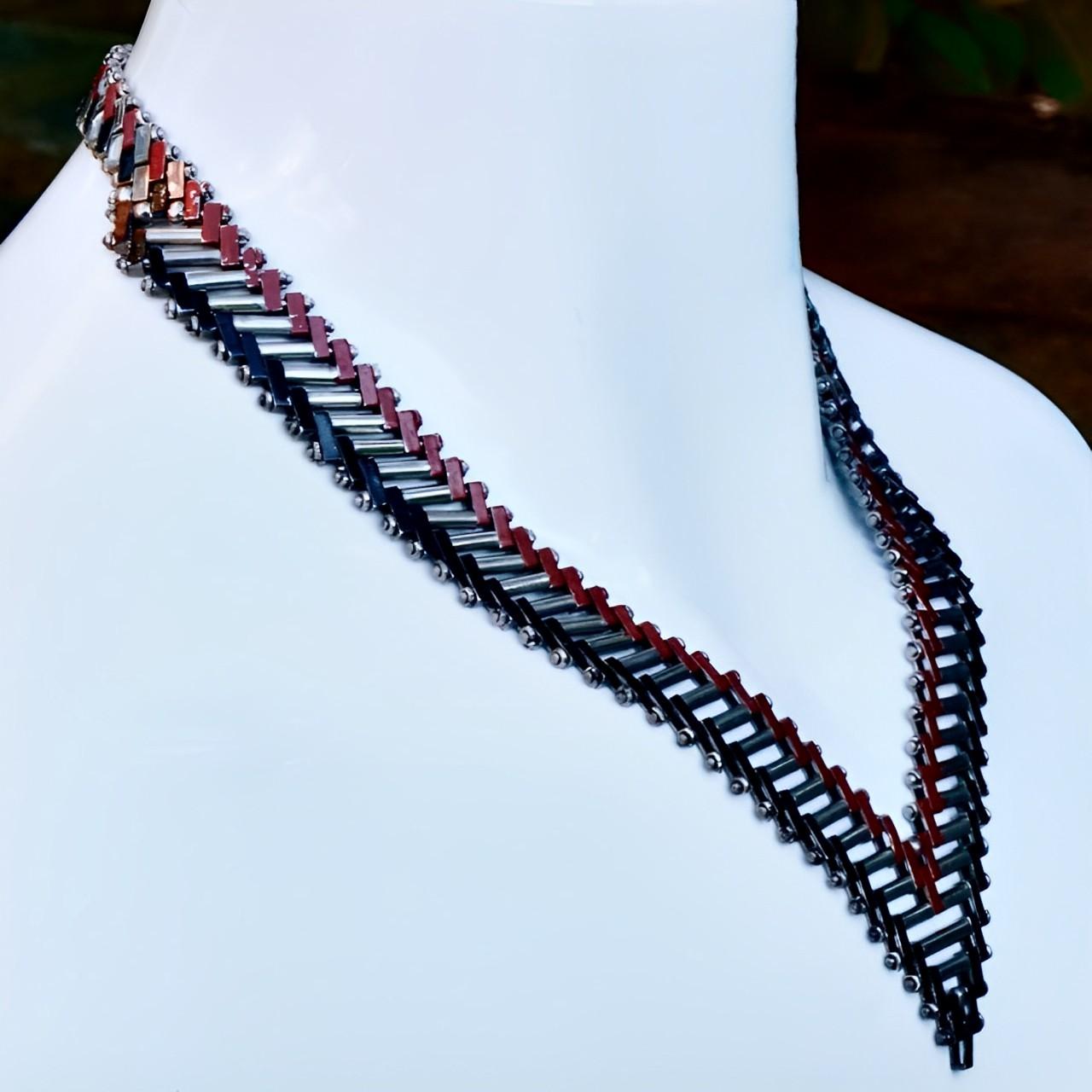 Jakob Bengel Art Deco Chrome Red and Black Enamel Necklace circa 1930s For Sale 2