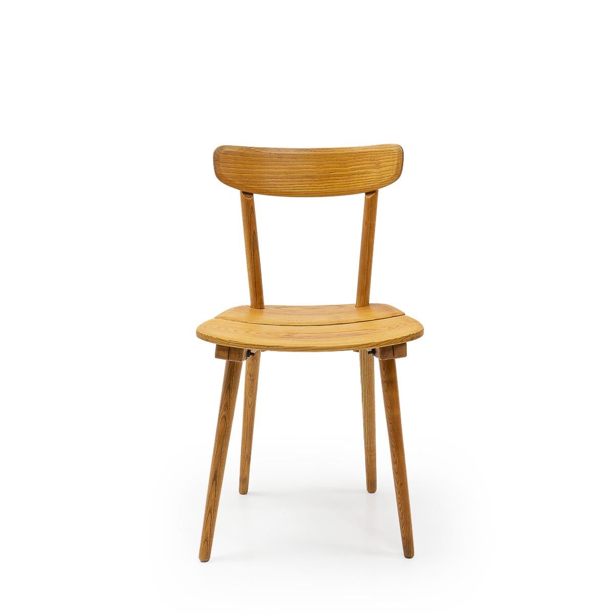A Swiss design classic by Jakob Müller for Wohnhilfe Switzerland originally designed in the 1940s.




 
Condition: Good, signs of age as per images. No repairs, but stains and discolorations of the wood.
Origination: Switzerland, 1950s.