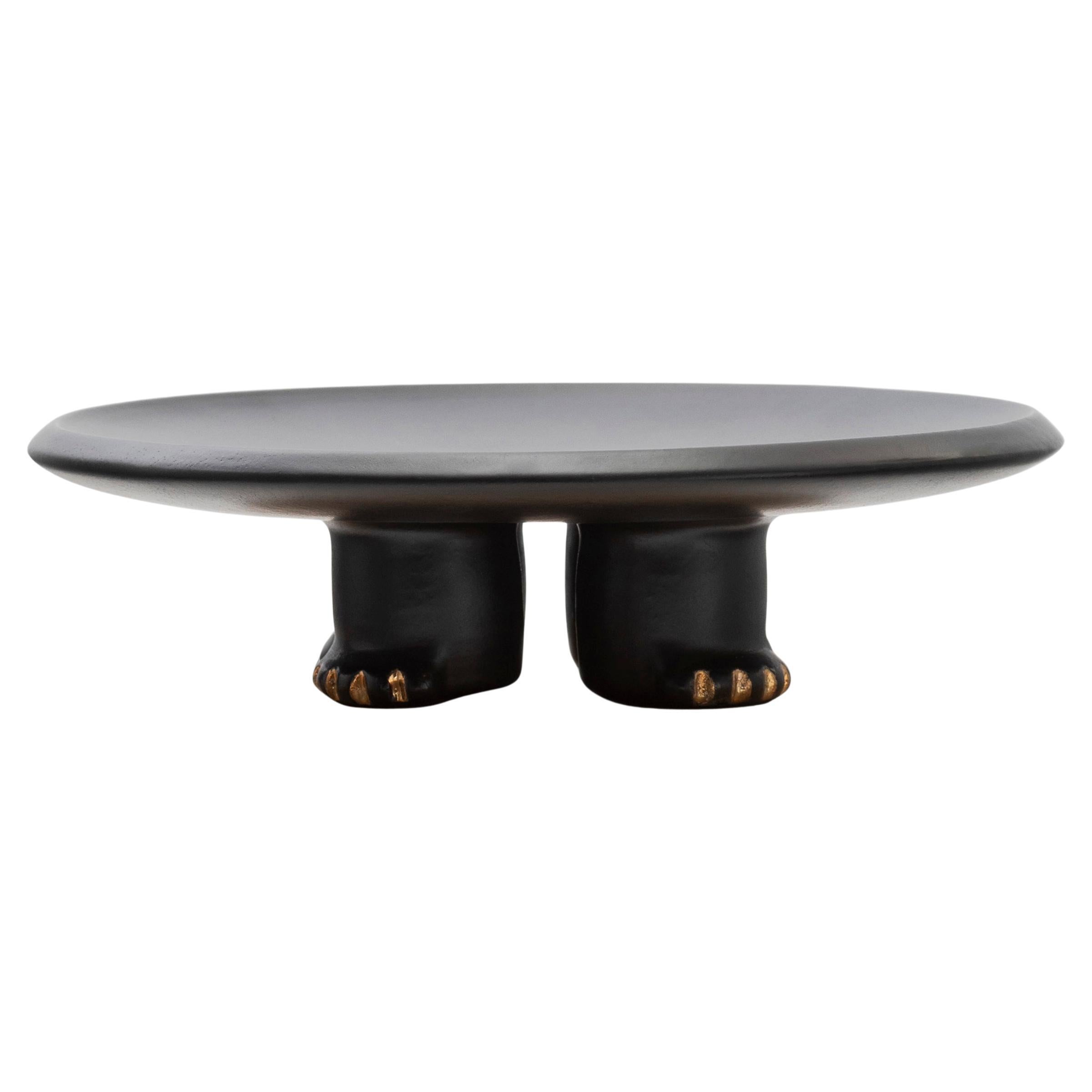 Plat décoratif JAMA à glaçure noire avec détails de lustre doré