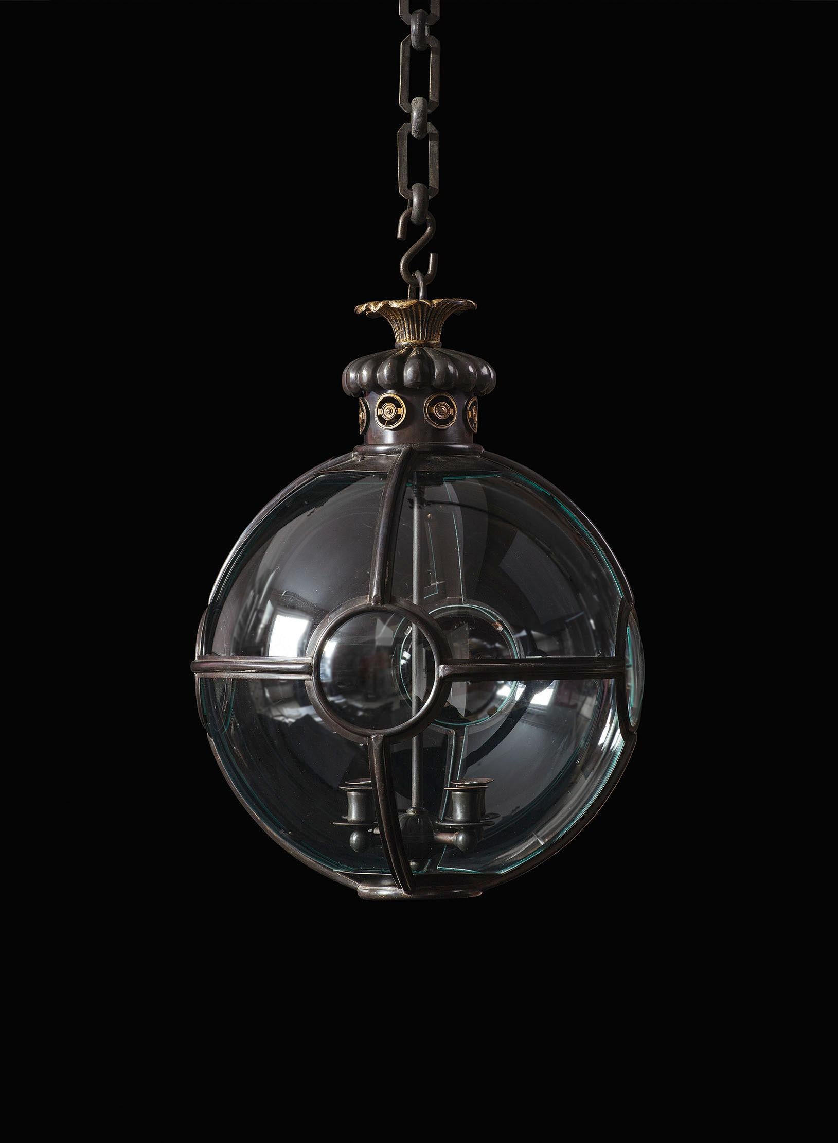 Brand new small convex globe lantern, finished in brown bronze. Purchased in July 2024 for renovation project but not required. Still wrapped as delivered and in the original box.

IP20 Candelabra interior, chain and hook to be purchased