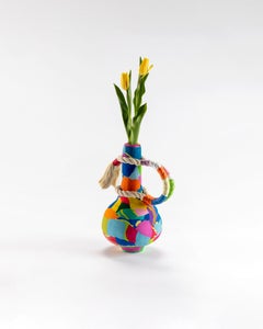 Jarrón artesanal Jambo de caucho recuperado de colores