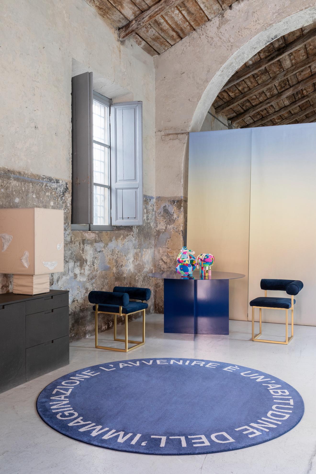 Jambo-Set aus drei handwerklichen Vasen aus buntem, wiederverwertetem Gummi im Angebot 8