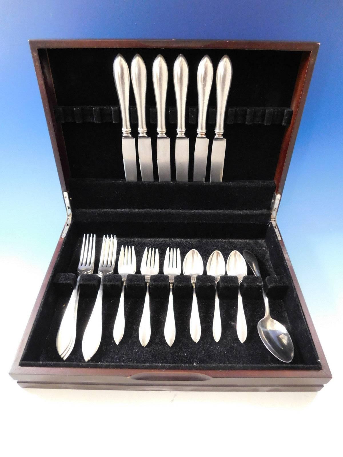 John Adams by Watson Sterling Silver Flatware Service Set 37 Pieces Dinner In Excellent Condition For Sale In Big Bend, WI