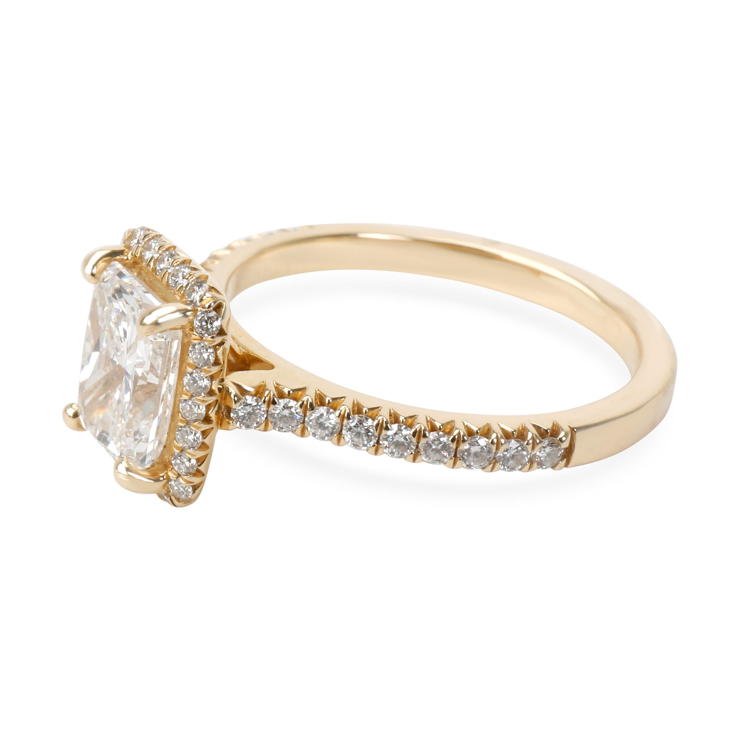 James Allen Radiant Diamond Ring in 14 Karat Gold GIA E VS2 1.91 Carat In Excellent Condition In New York, NY