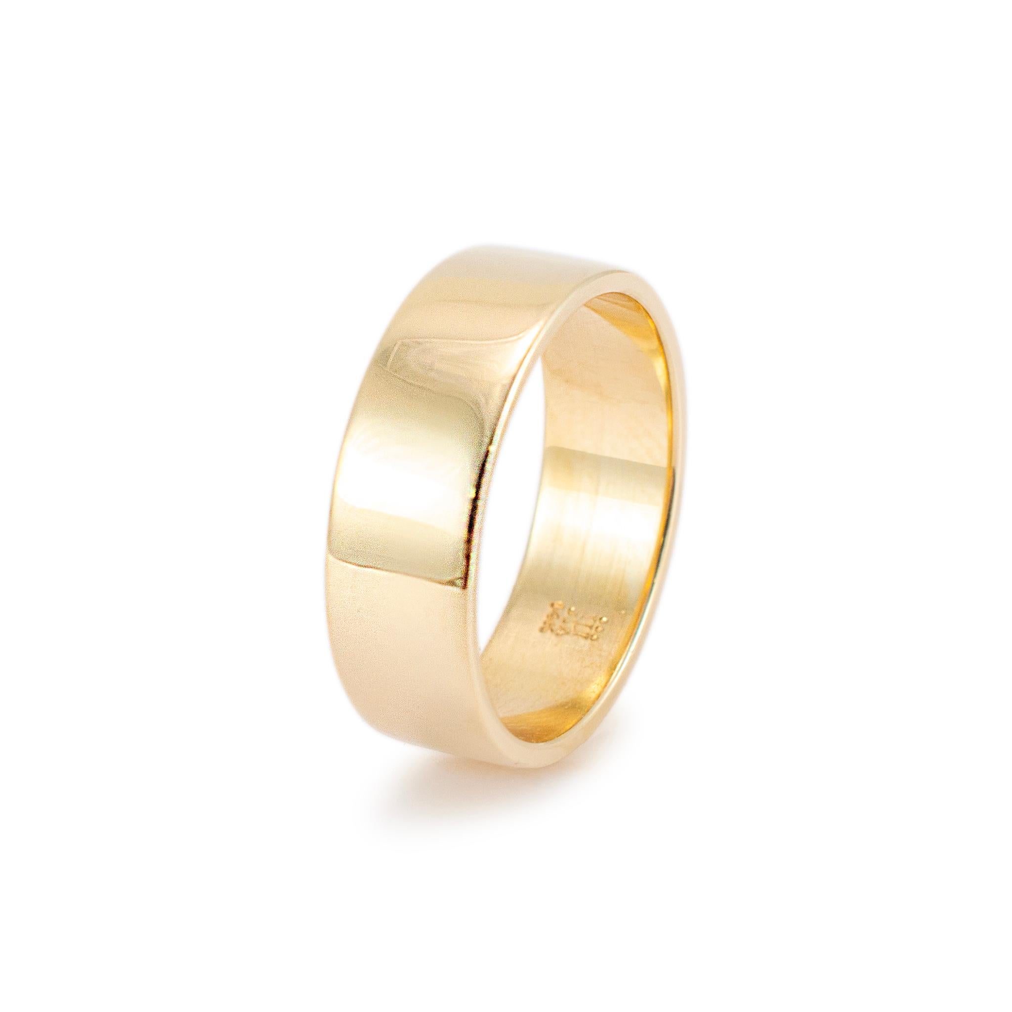 James Avery 14K Yellow Gold Wedding Band In Excellent Condition In Houston, TX