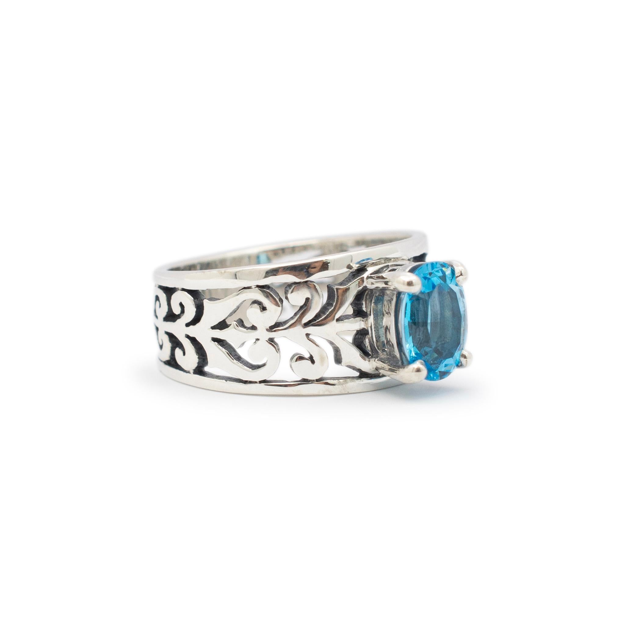 James Avery Ladies 925 Sterling Silver Adoree Blue Topaz Gemstone Cocktail Ring In Excellent Condition In Houston, TX